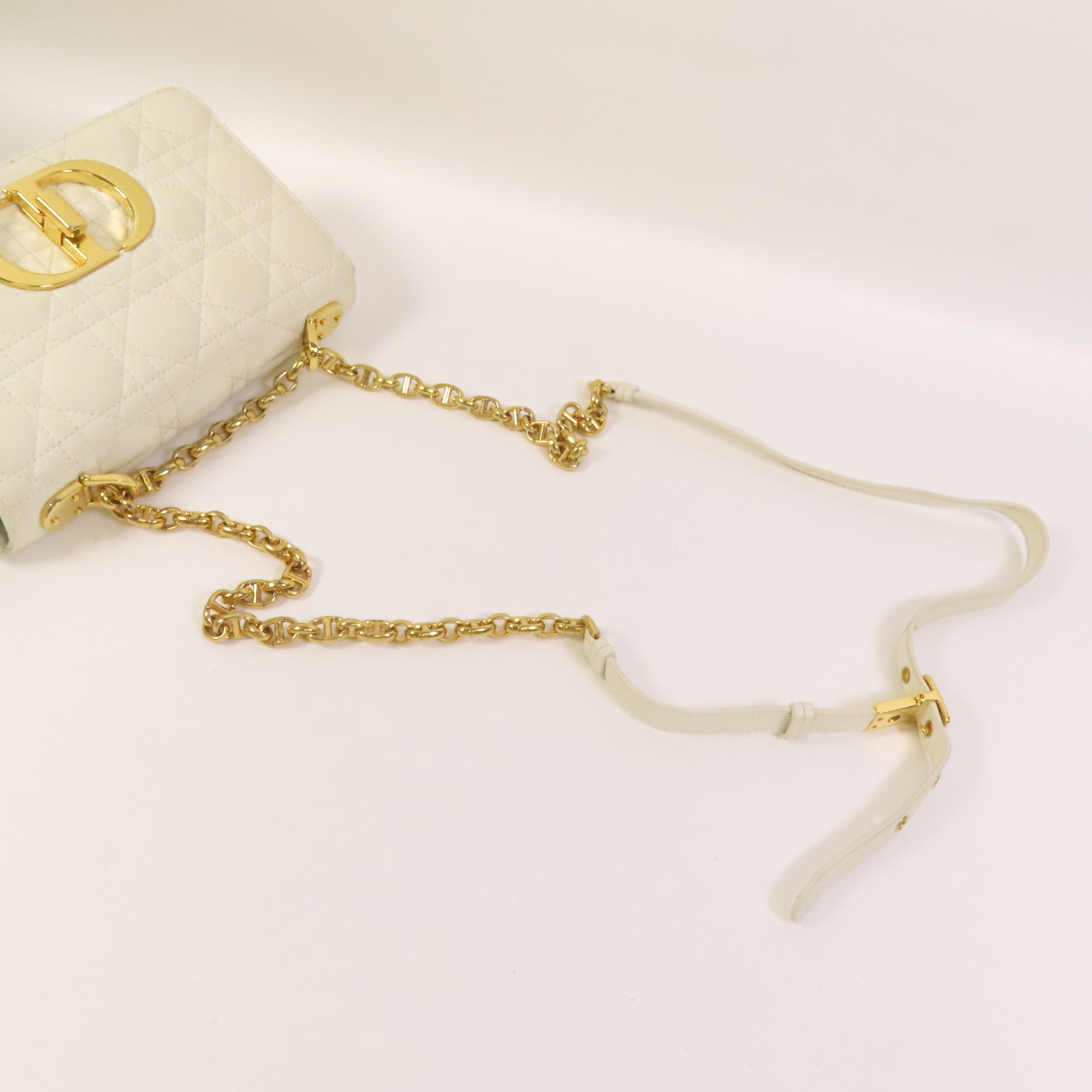 Dior 牛皮皮革Small Dior Caro Bag肩背袋