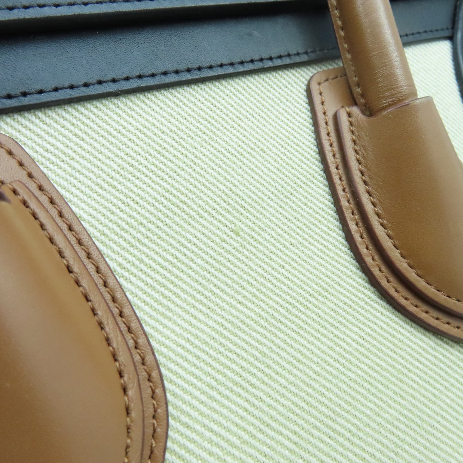 CELINE 牛皮皮革Micro Luggage銀扣手挽袋米色/黑色/啡色