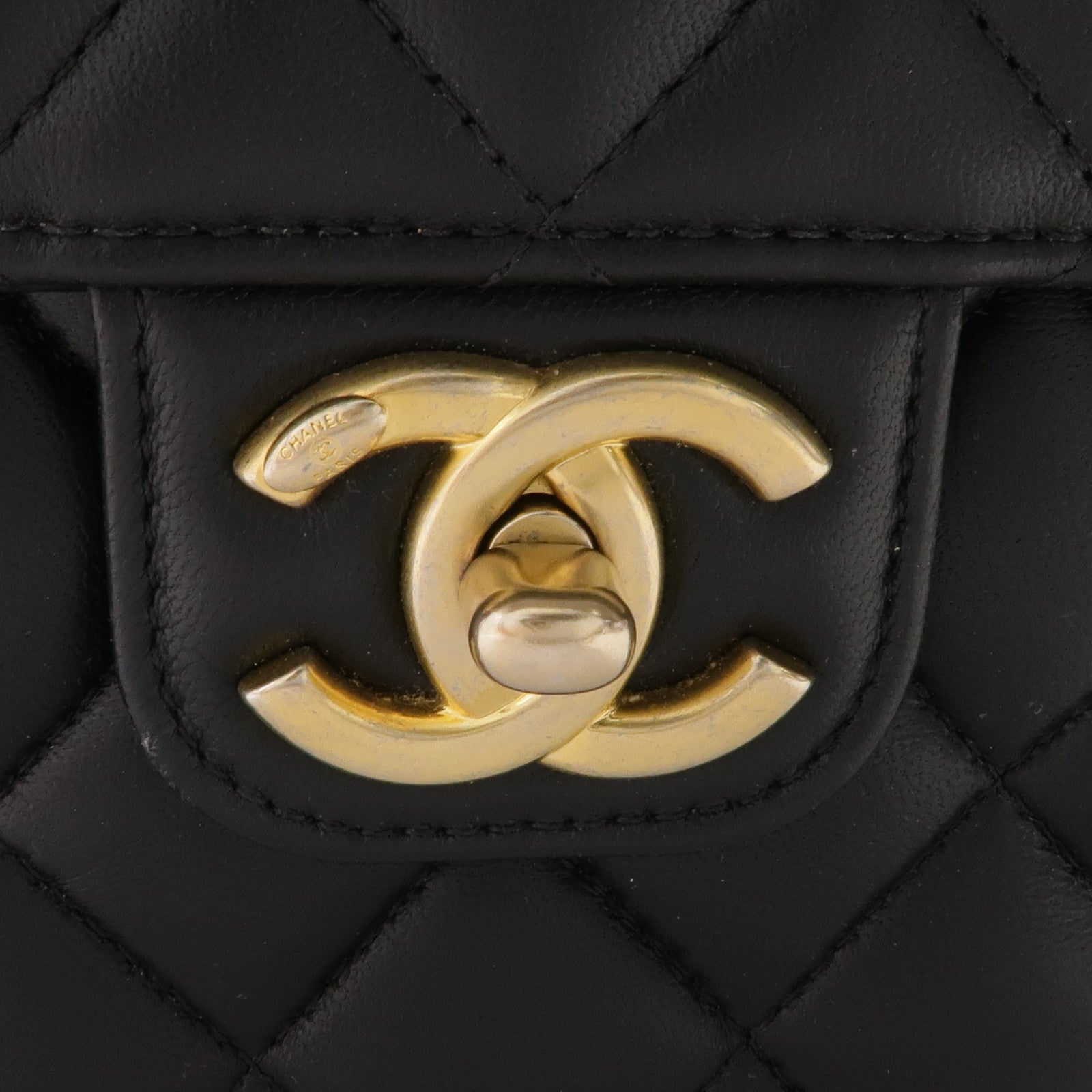 CHANEL 羊皮皮革Chain Shoulder Bag金扣鏈帶肩背袋