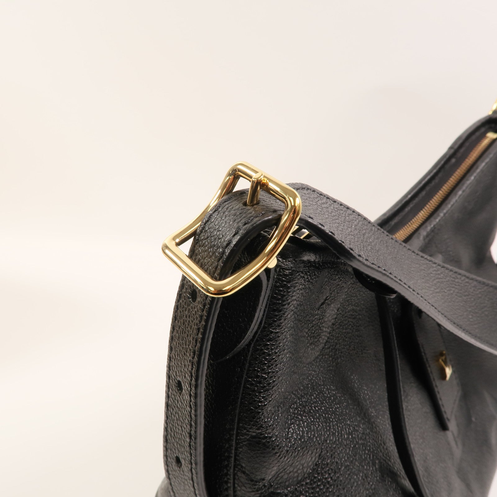 LOUIS VUITTON Monogram Empreinte Carryall PM肩背袋
