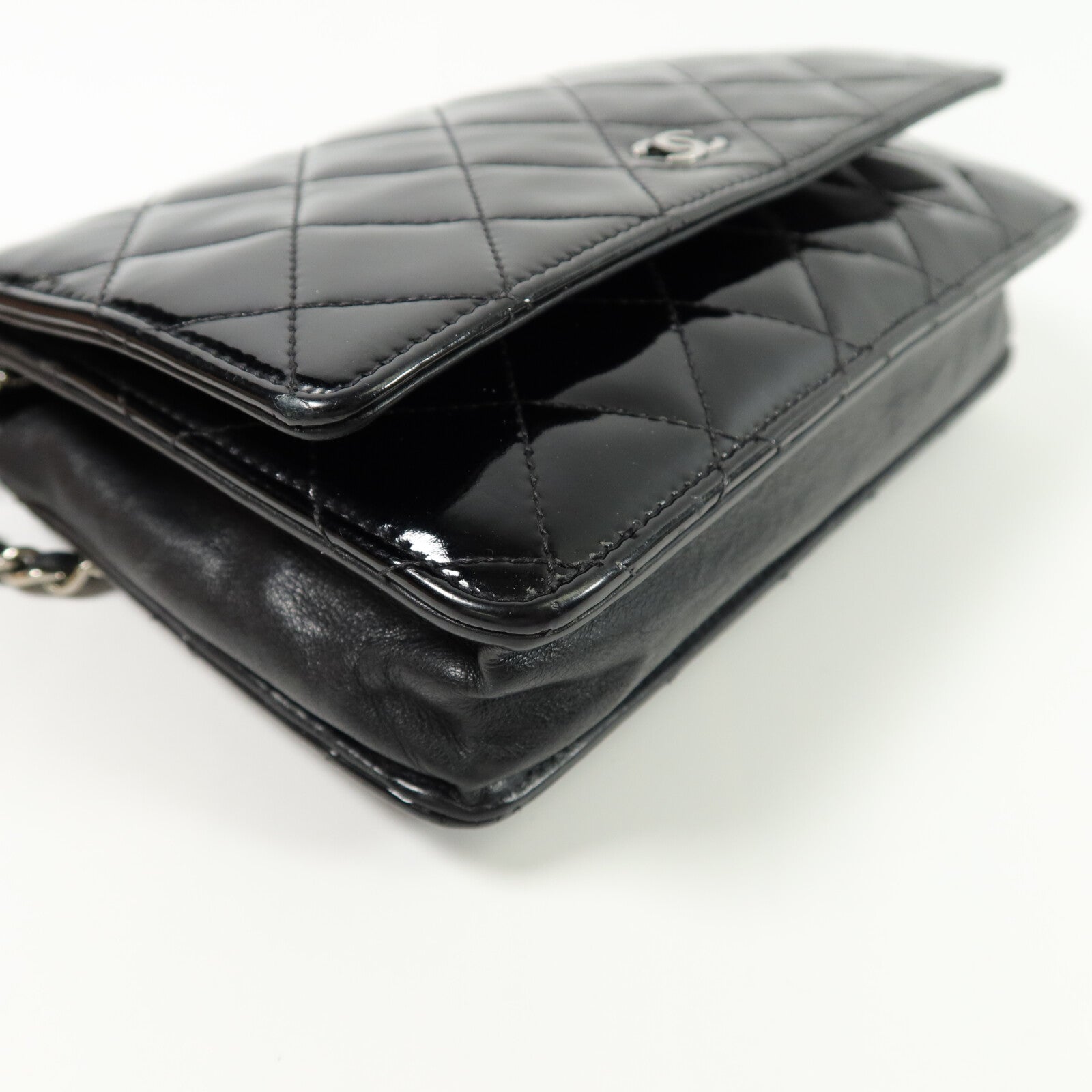 CHANEL 漆皮皮革Wallet On Chain Shoulder Bag鏈帶肩背袋