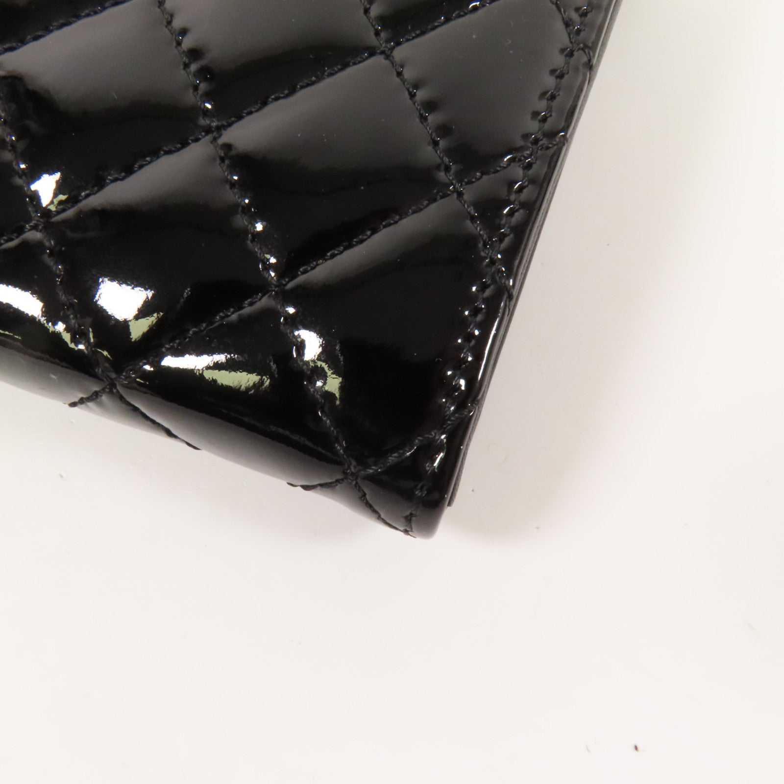 CHANEL 漆皮皮革WOC Wallet On Chain銀扣鏈帶肩背袋