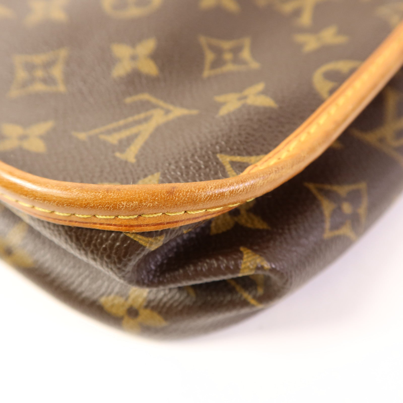 LOUIS VUITTON Monogram Bosphore金扣肩背袋