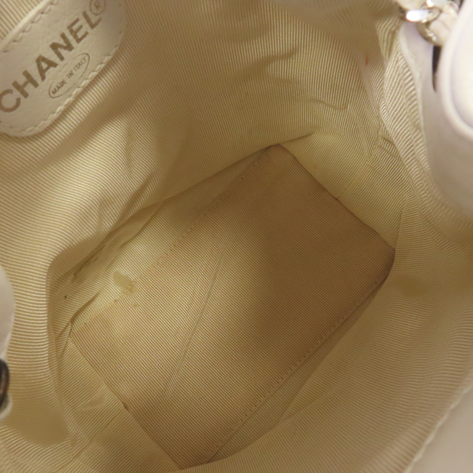 CHANEL 羊皮皮革Vintage Mini Bucket Backpack銀扣鏈帶背包白色