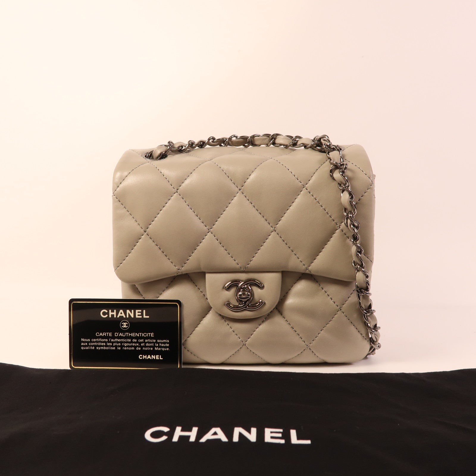 CHANEL 皮革Chain Shoulder銀扣鏈帶肩背袋