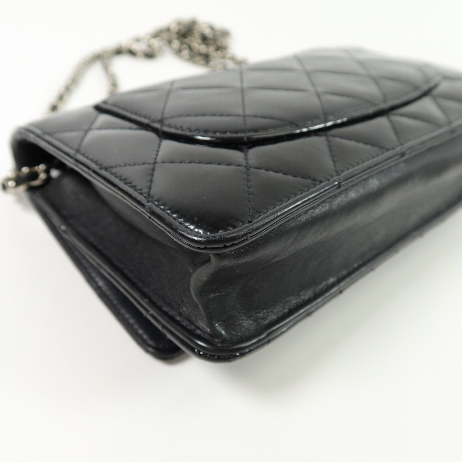 CHANEL 漆皮皮革Wallet On Chain Shoulder Bag鏈帶肩背袋