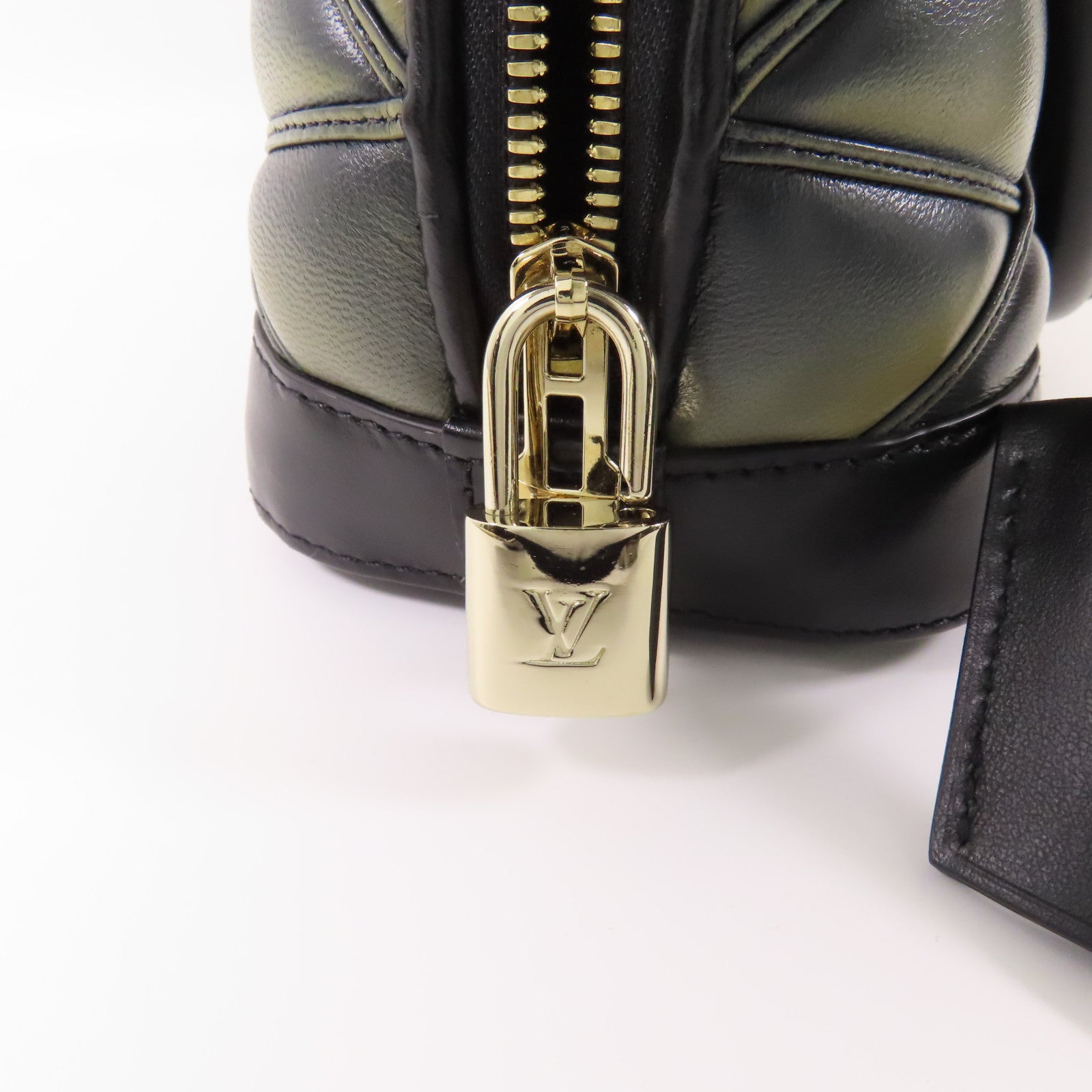 LOUIS VUITTON LV GHW Alma BB Handbag M23576 Calfskin Leather Gray Black