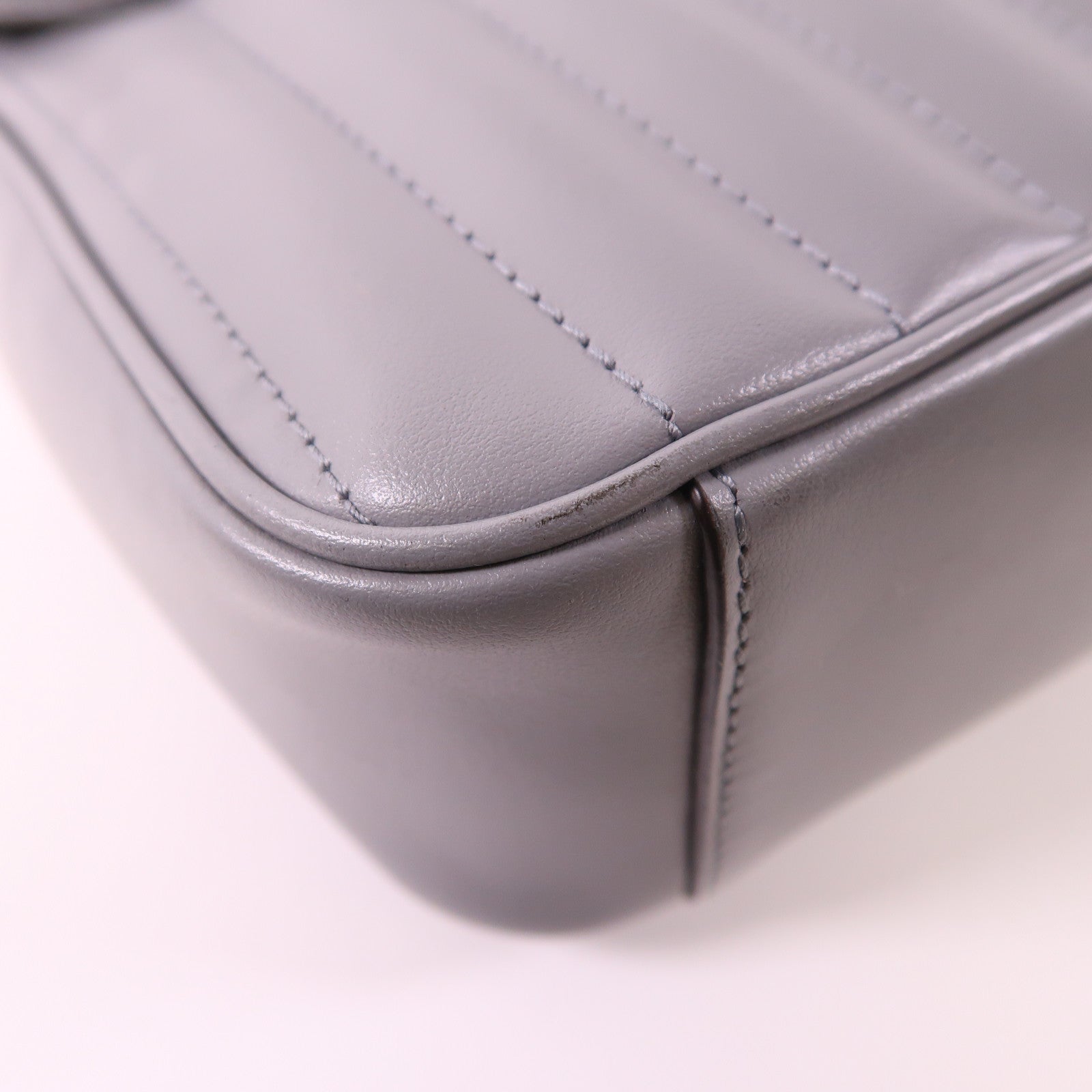 GUCCI 牛皮皮革GG Marmont銀扣鏈帶肩背袋