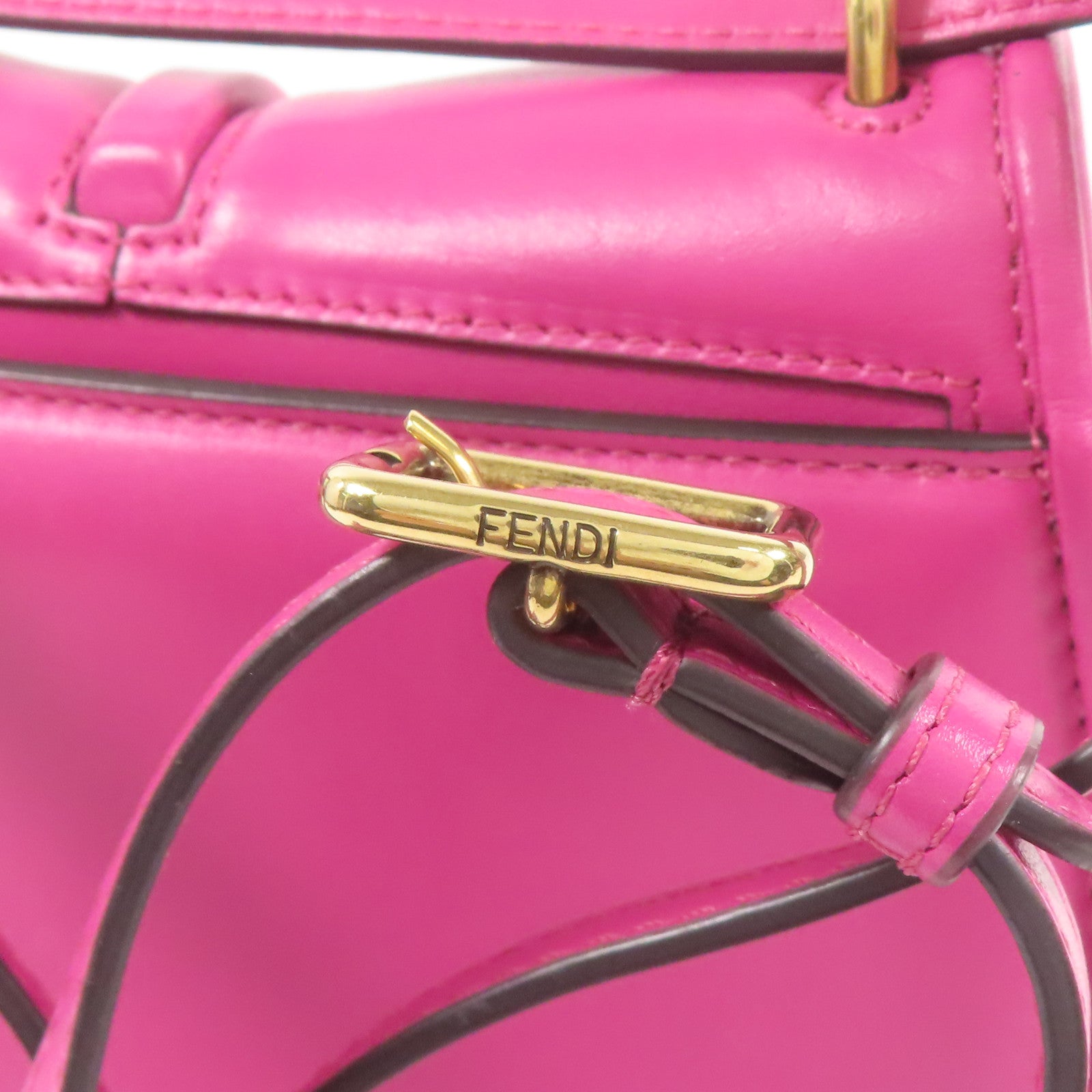 FENDI 【激減優惠】牛皮皮革C'mon Small金扣肩背袋