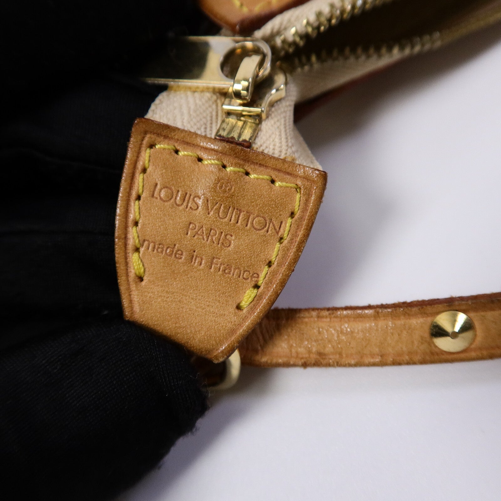 LOUIS VUITTON Monogram Cherry Blossom Pochette手拿包