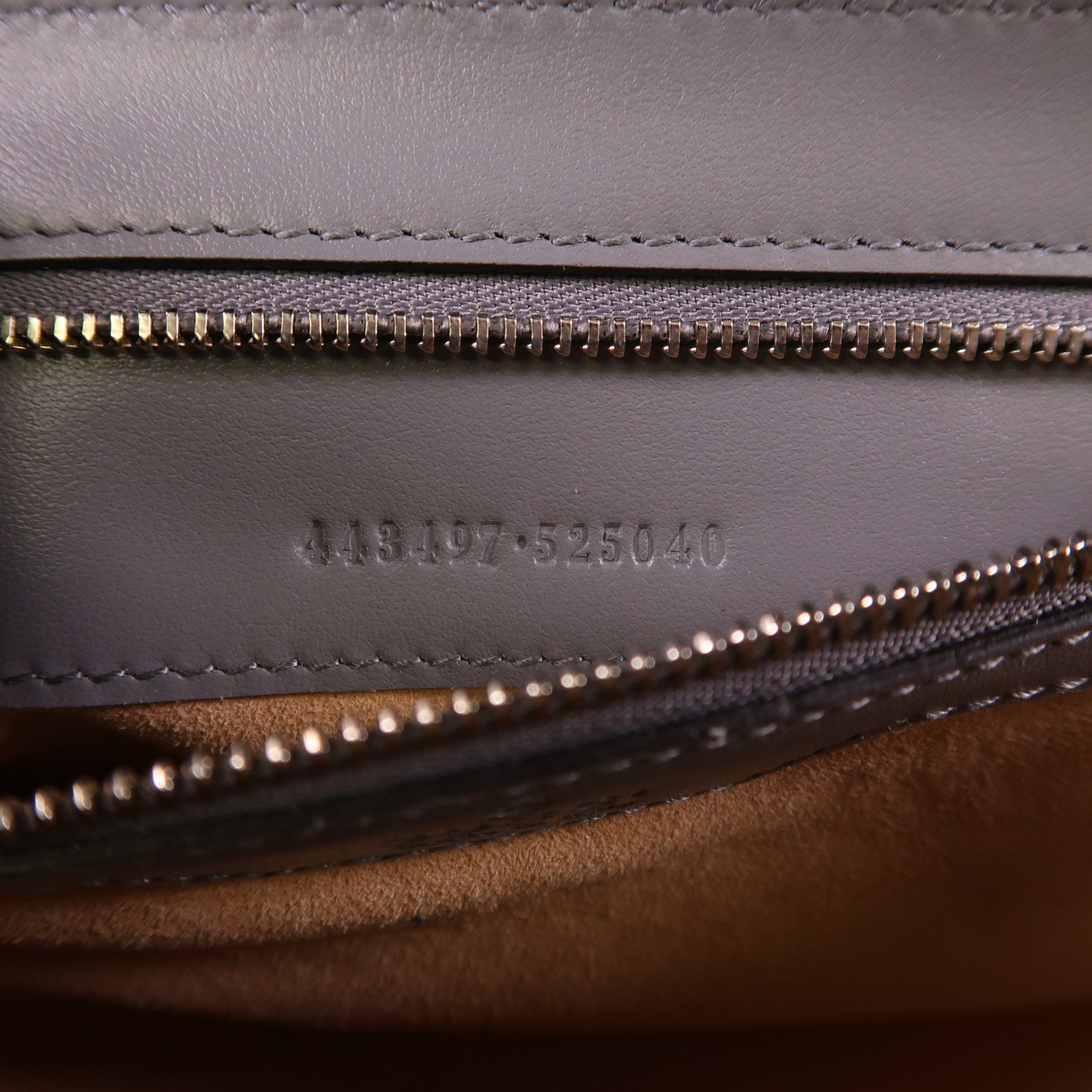 GUCCI 【激減優惠】牛皮皮革GG Marmont銀扣鏈帶肩背袋