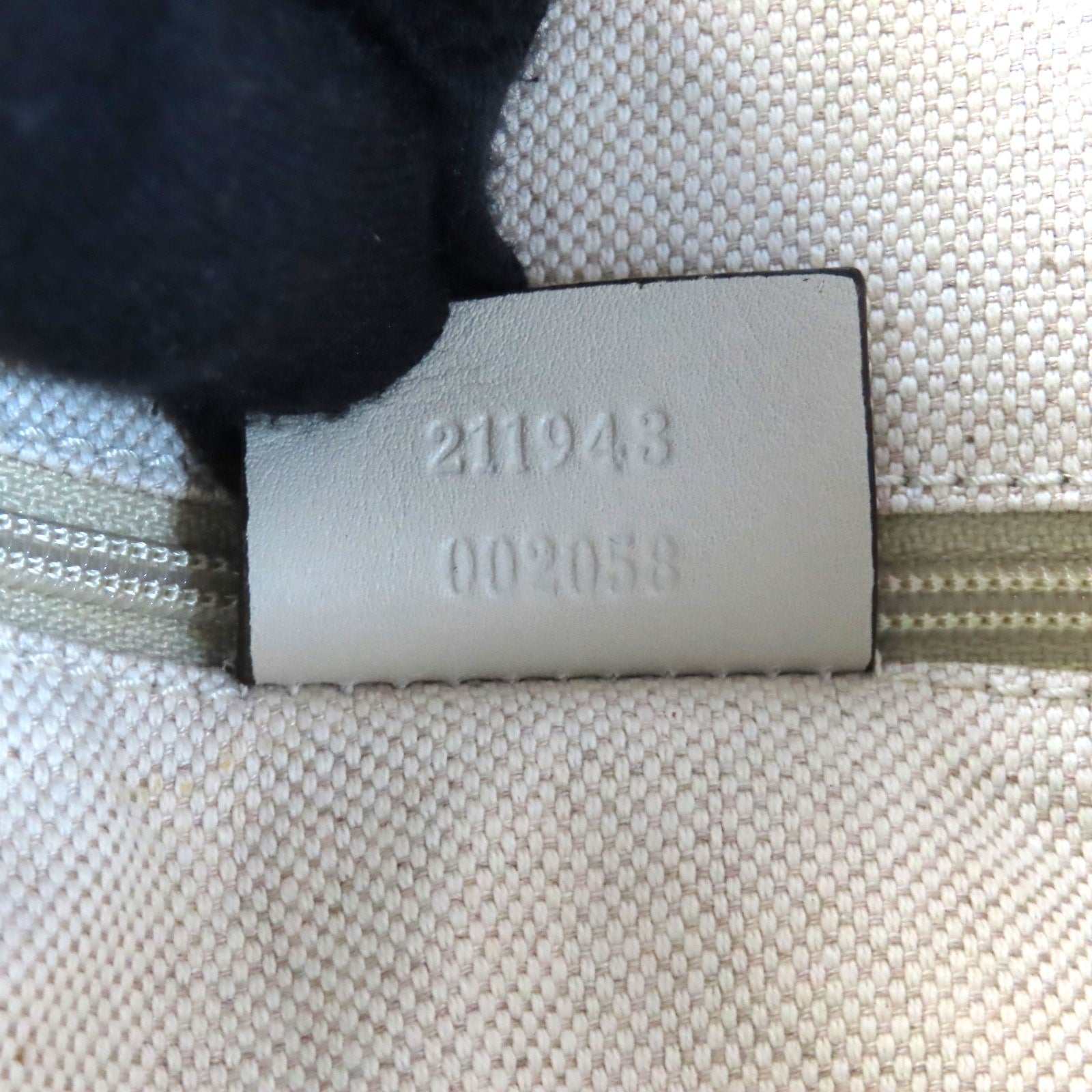 GUCCI 皮革Hand Bag金扣手挽袋灰色