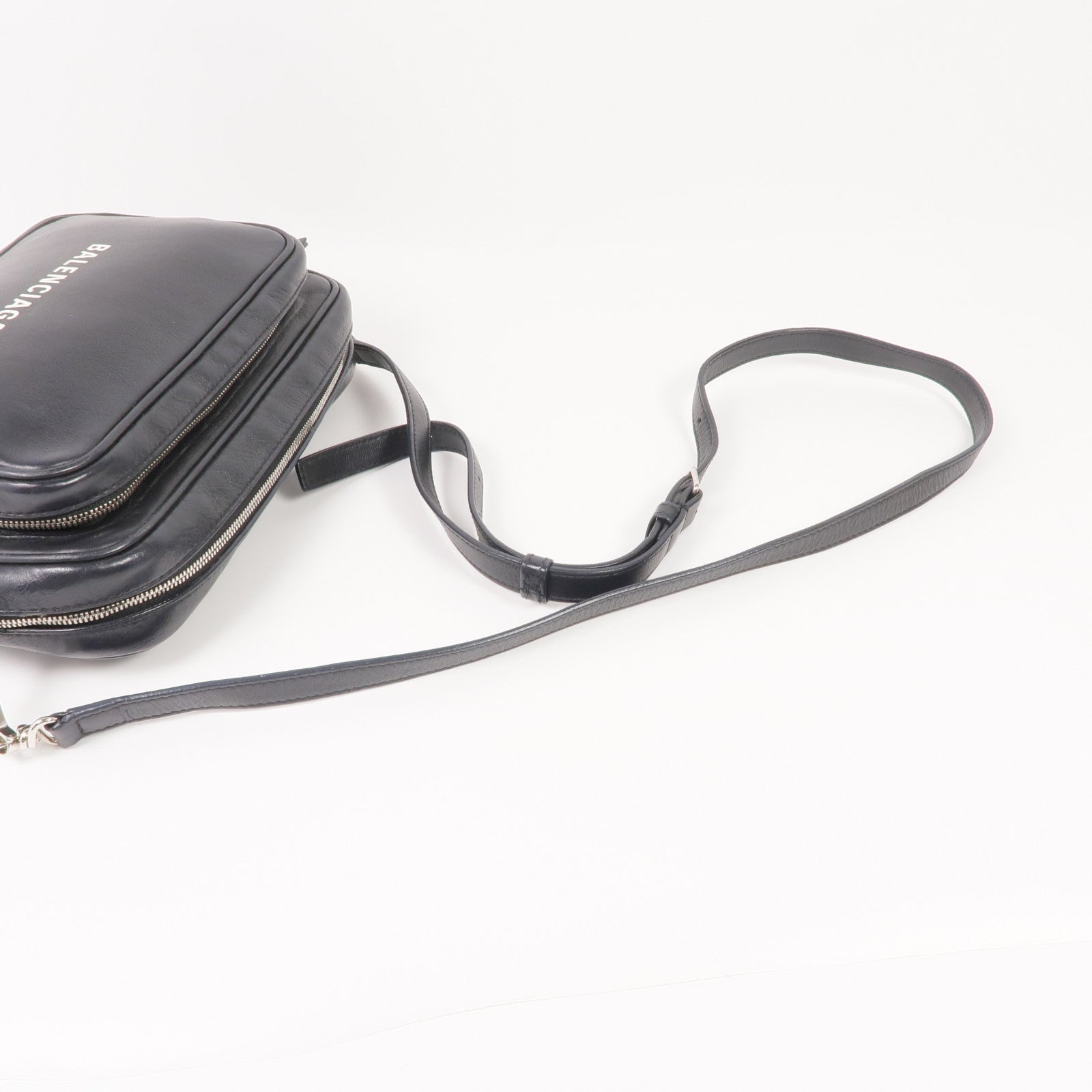 BALENCIAGA 牛皮皮革Shoulder Bag銀扣肩背袋