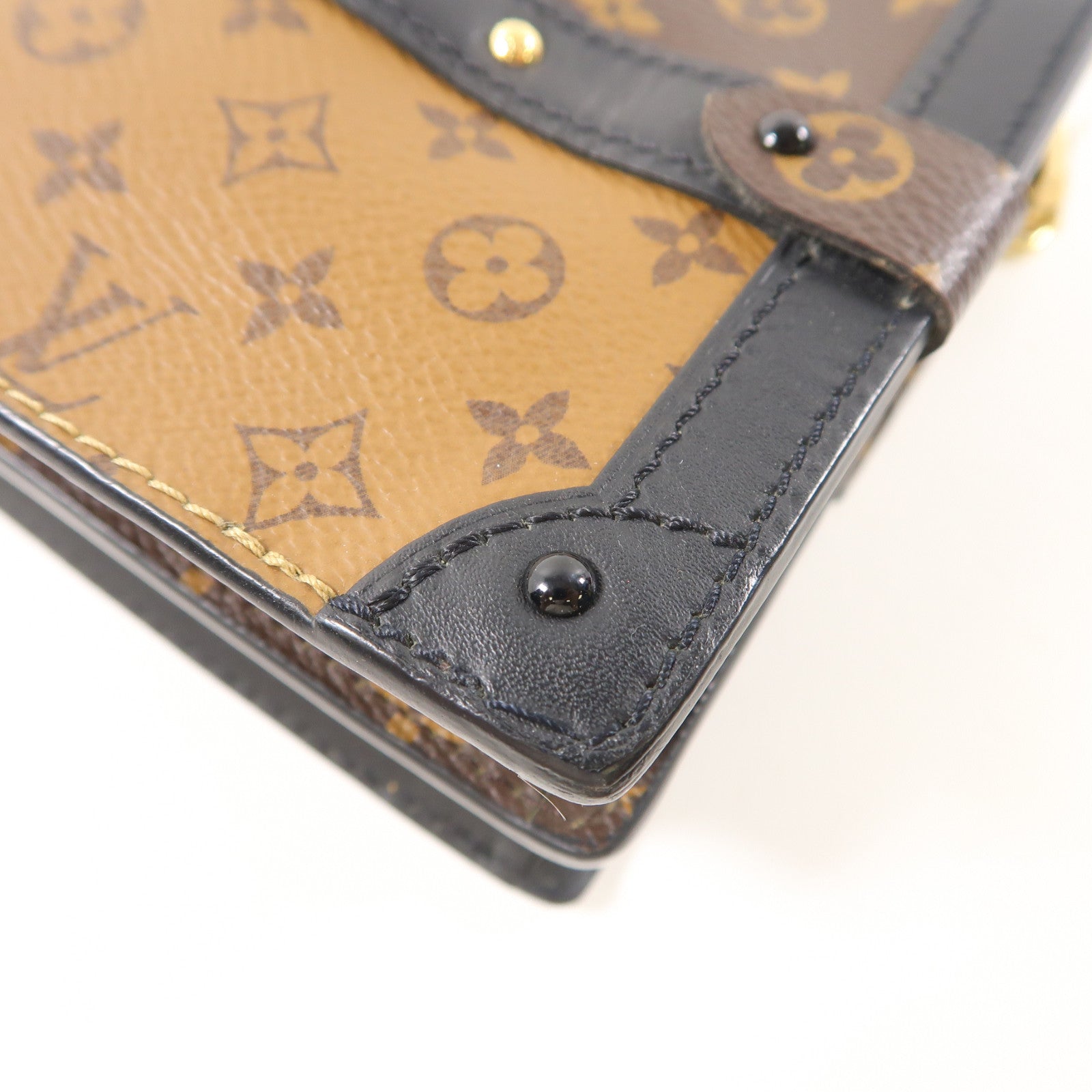 LOUIS VUITTON Monogram Reverse Trunk Clutch金扣肩背袋啡色
