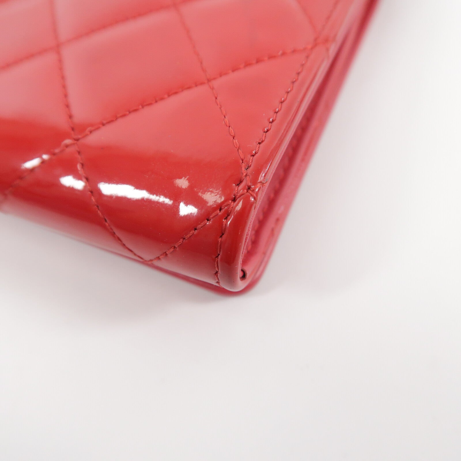 CHANEL 漆皮皮革Boy WOC Wallet On Chain鏈帶肩背袋