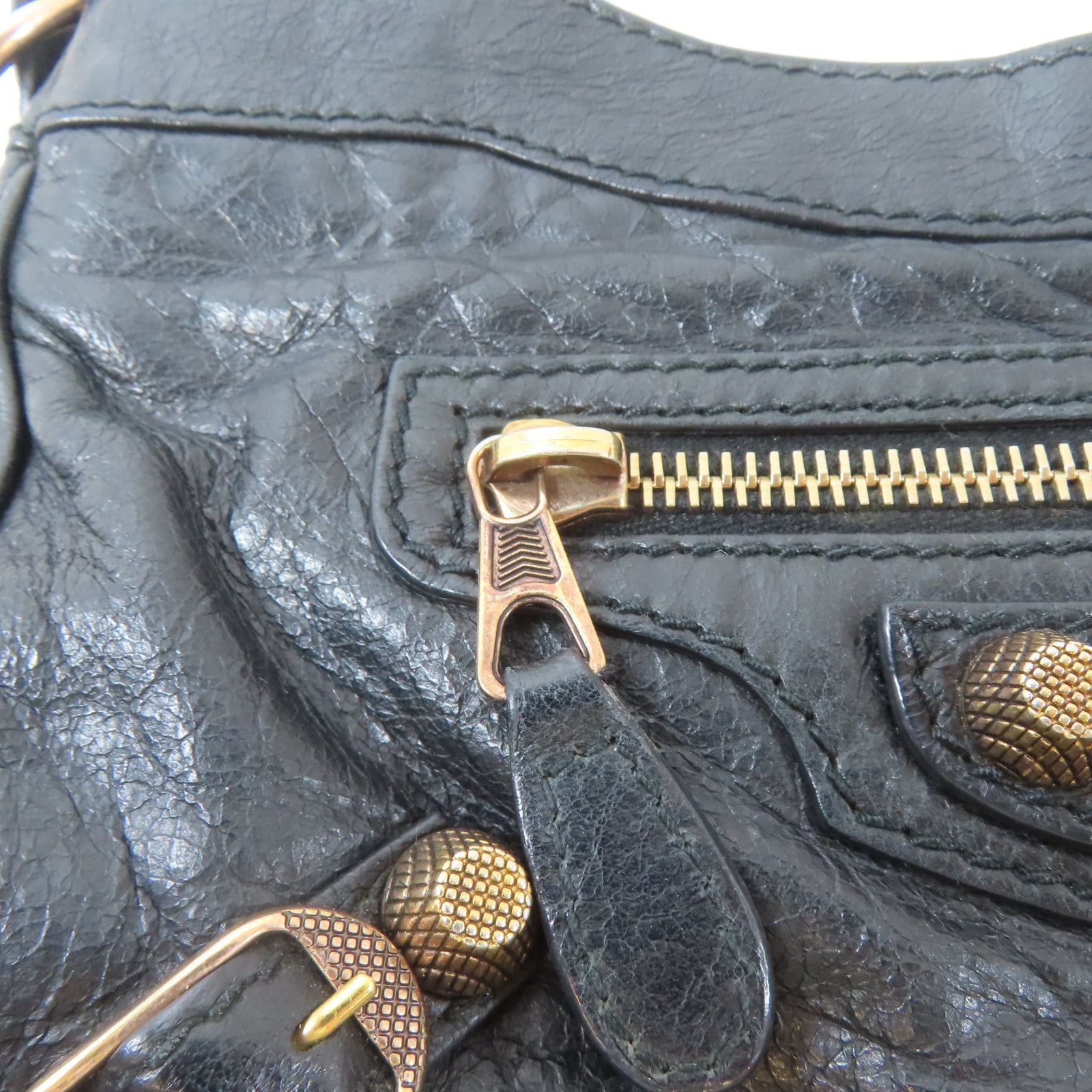 BALENCIAGA 牛皮皮革Hip Bag金扣肩背袋黑色