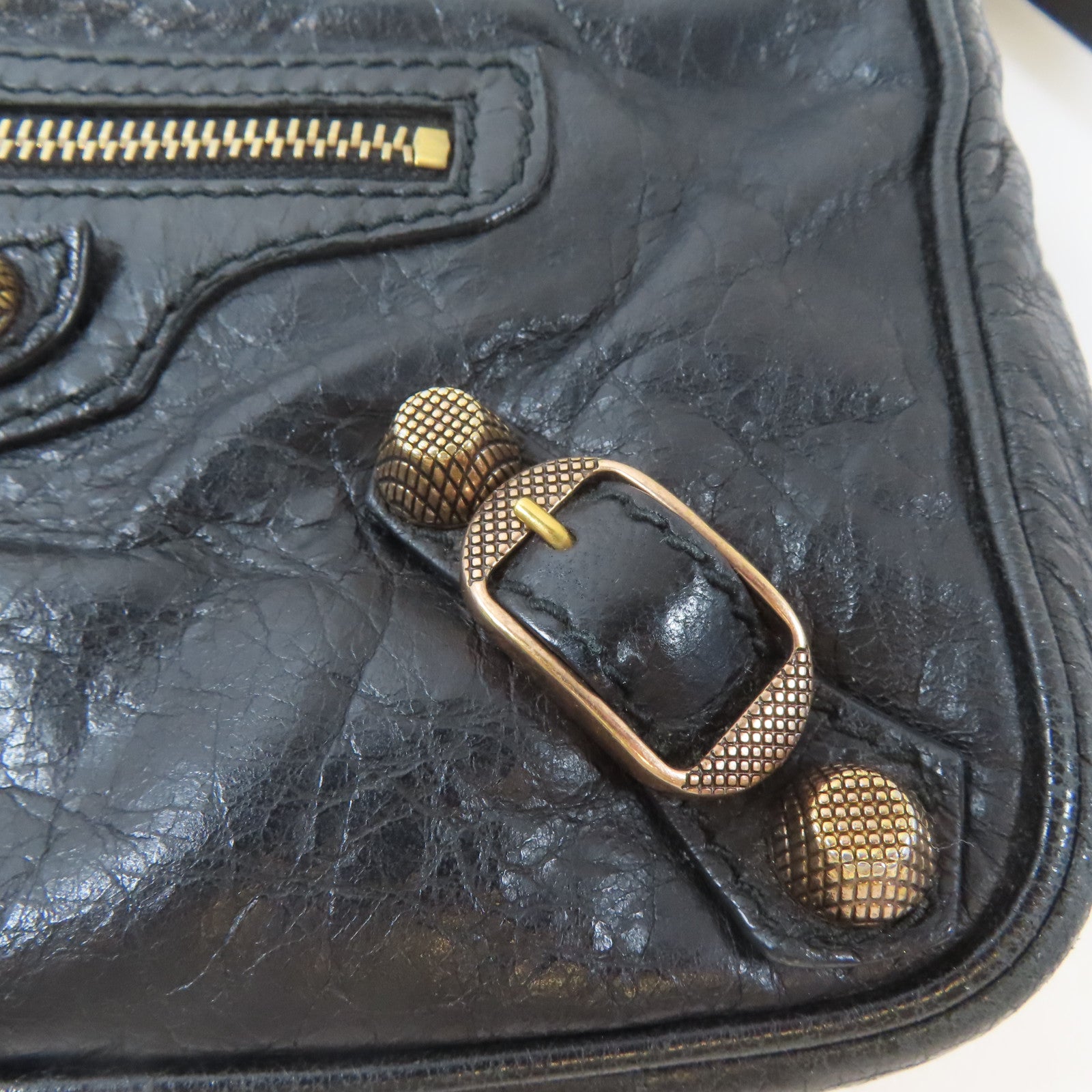 BALENCIAGA 牛皮皮革Hip Bag金扣肩背袋黑色