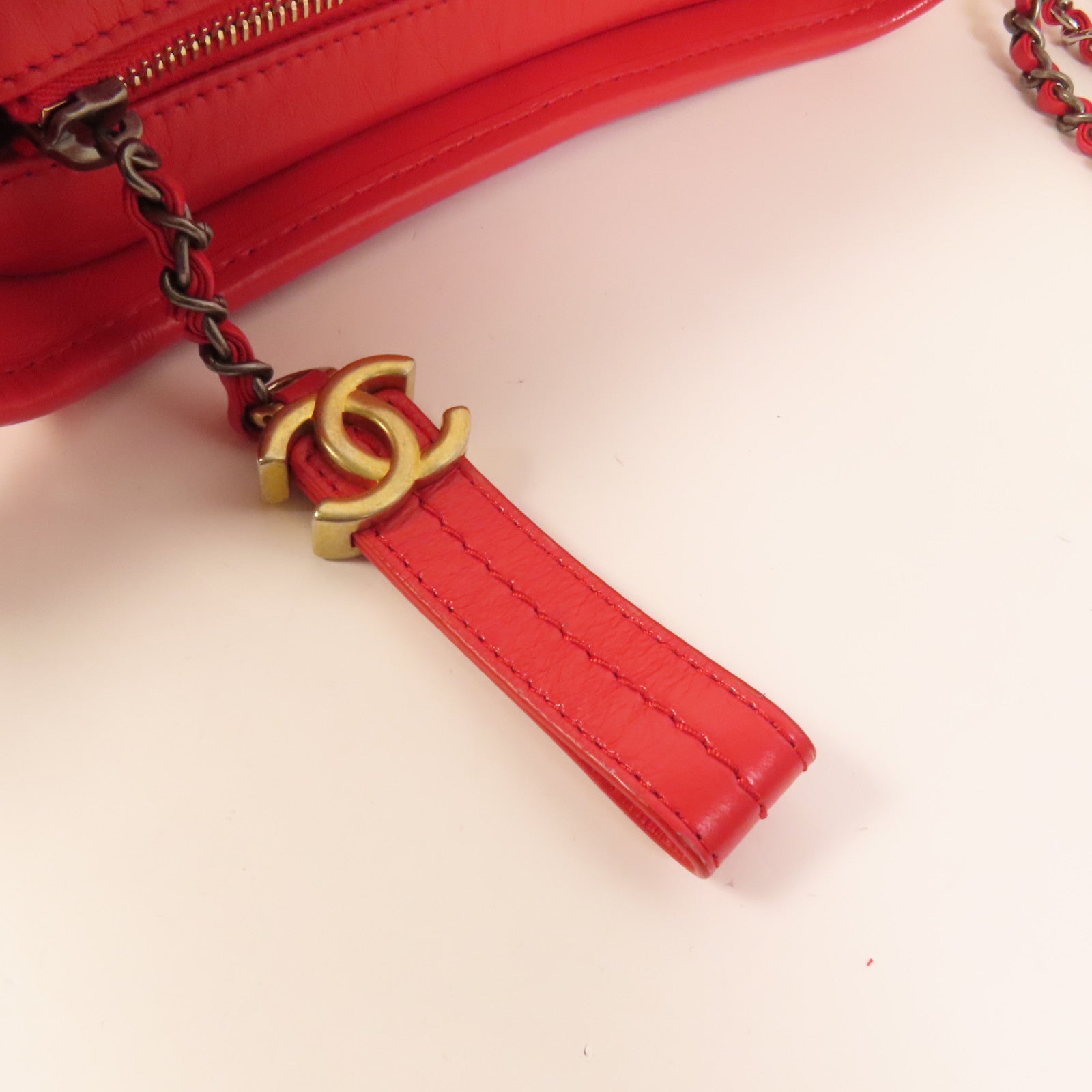 CHANEL 牛皮皮革Gabriele Small金扣手挽肩背兩用袋