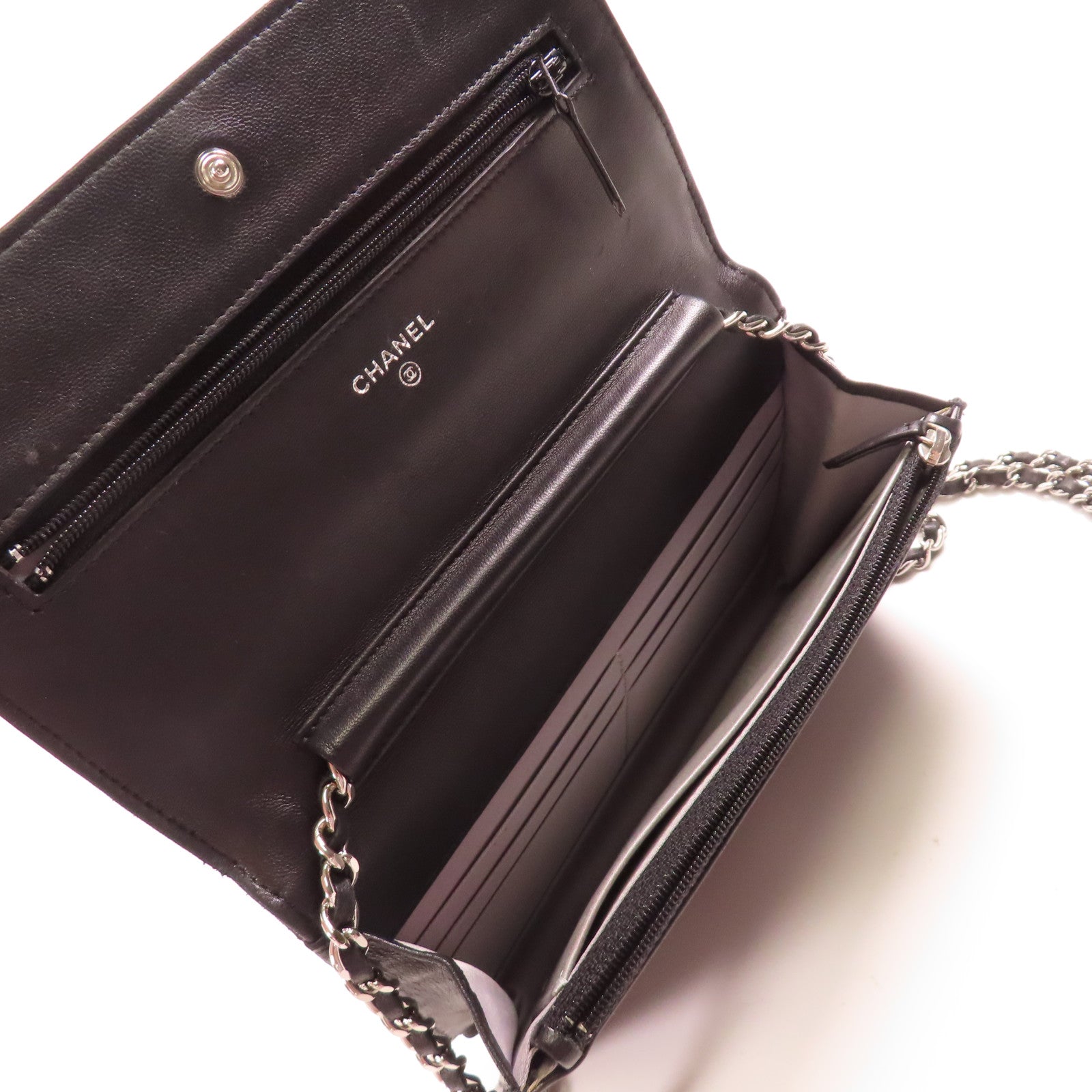 CHANEL 皮革Wallet On Chain銀扣鏈帶肩背袋