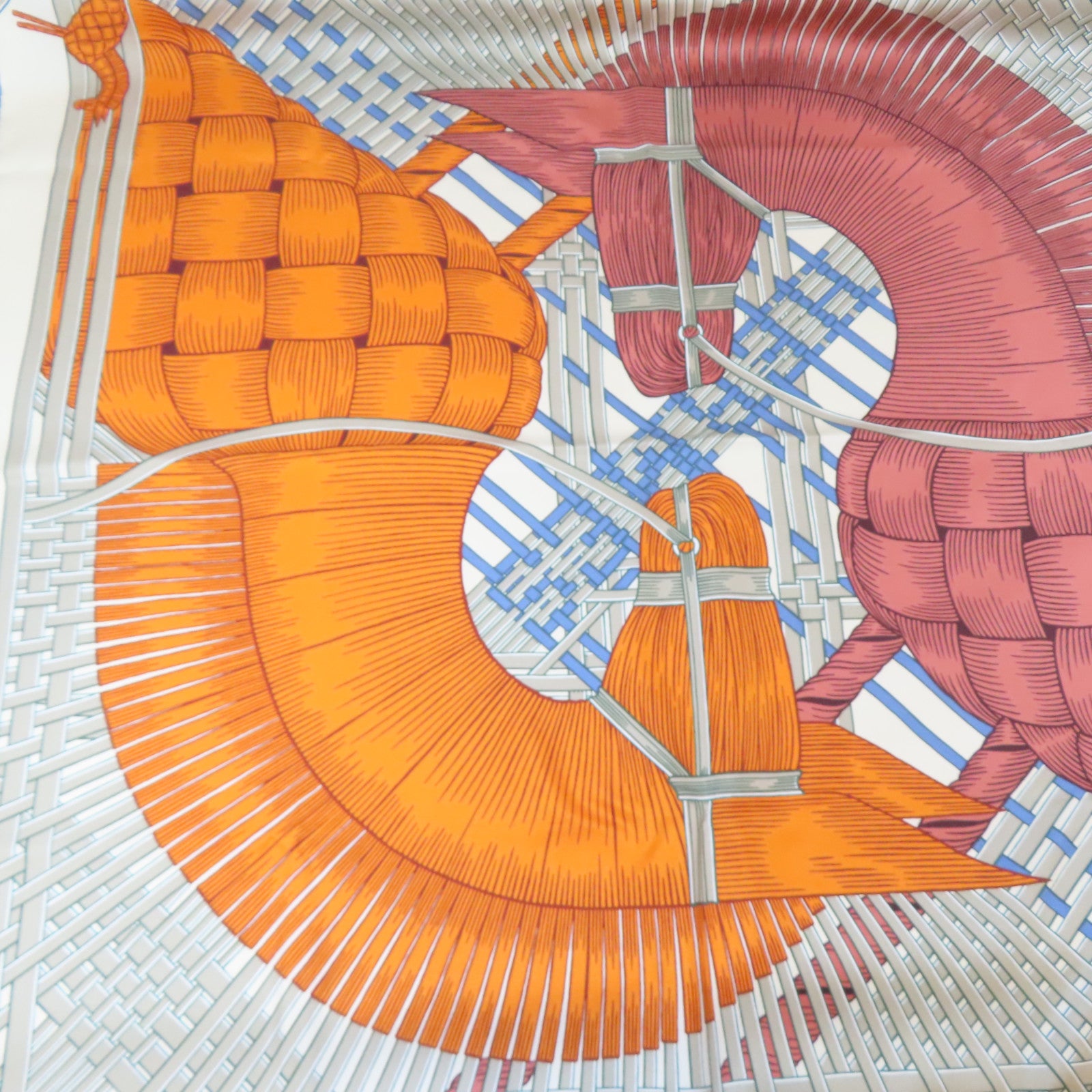HERMES 絲質Scarf 90x90cm絲巾米色/紅色/橙色