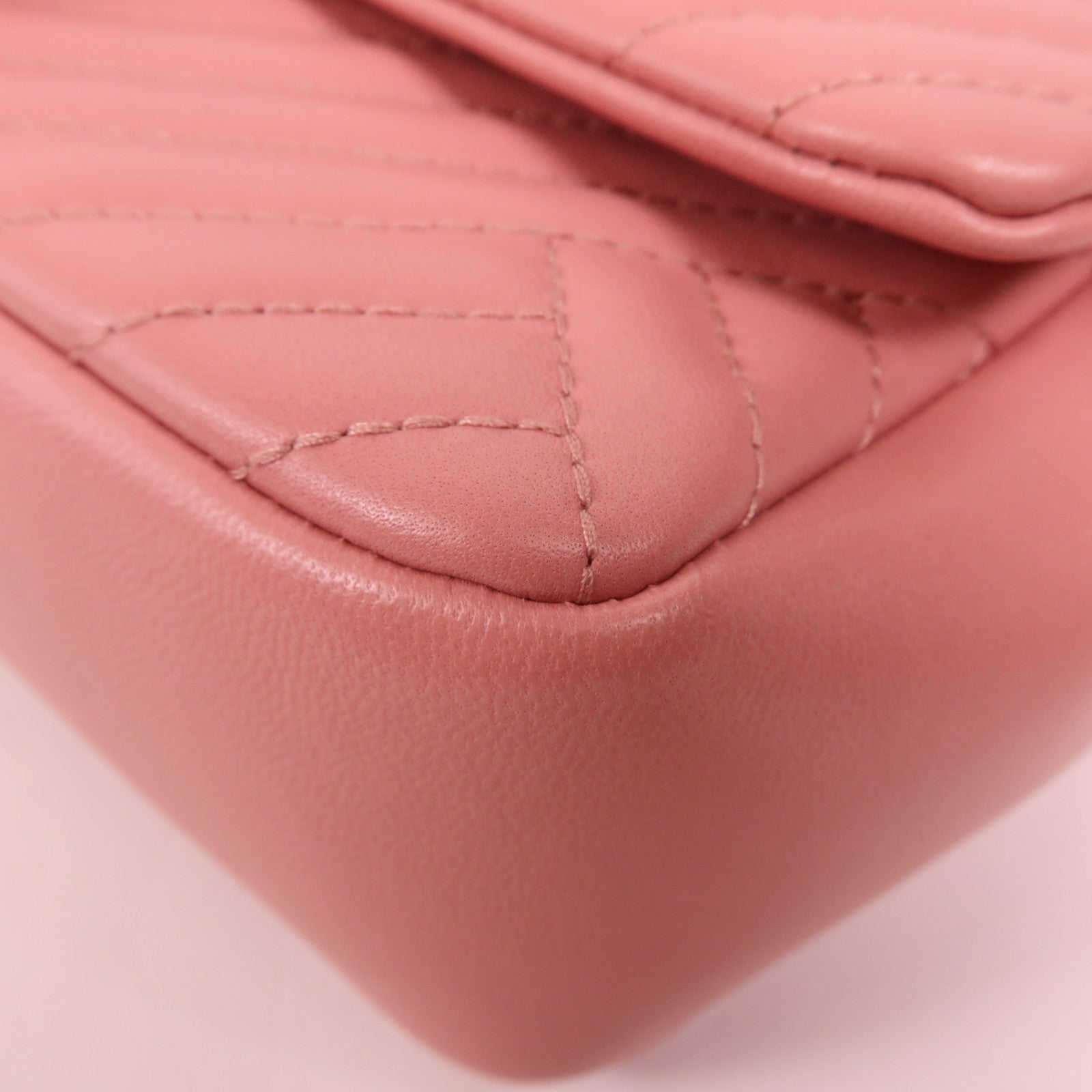 CHANEL 羊皮皮革Chain Shoulder鏈帶肩背袋