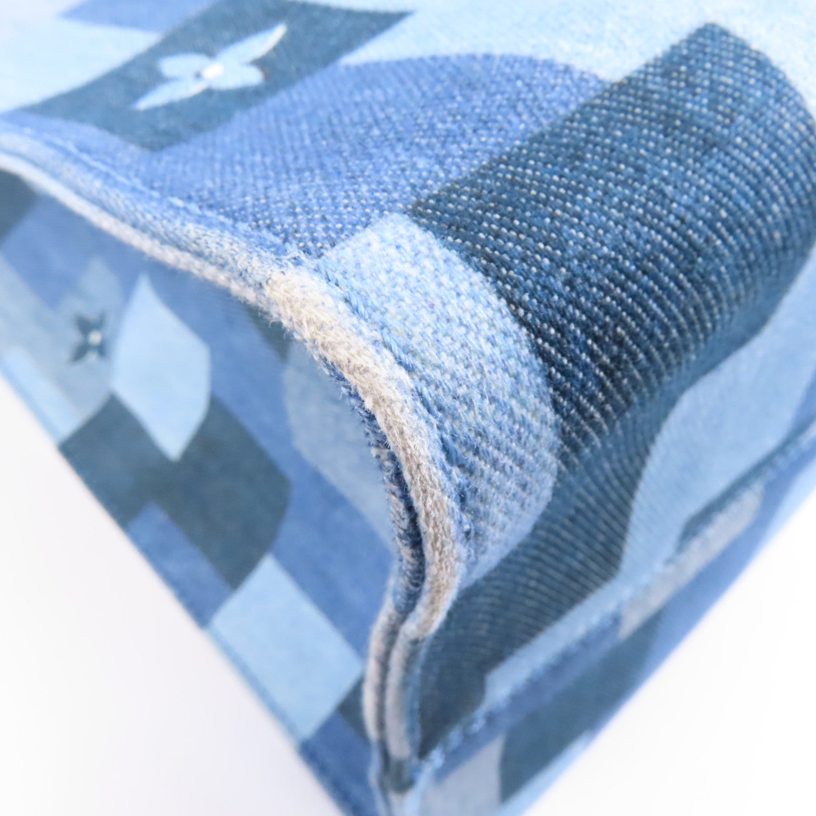 LOUIS VUITTON 【激減優惠】Monogram Denim OnTheGo金扣手挽肩背兩用袋藍色/紅色