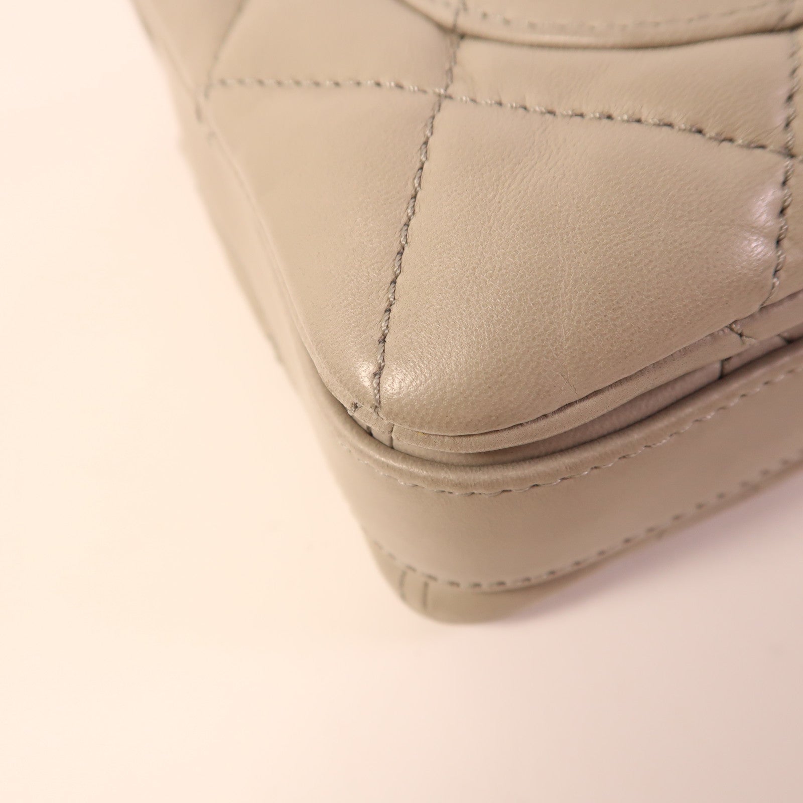 CHANEL 皮革Chain Shoulder銀扣鏈帶肩背袋