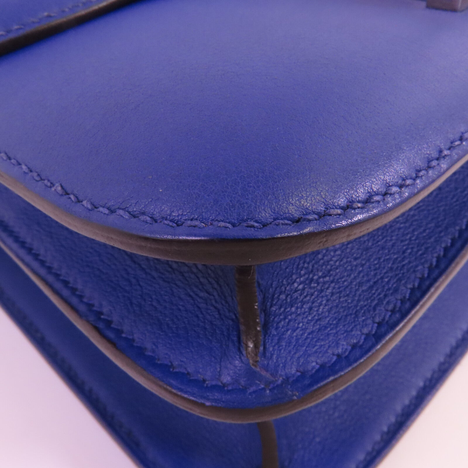 HERMES Swift皮革Constance 24銀扣肩背袋Blue Electric