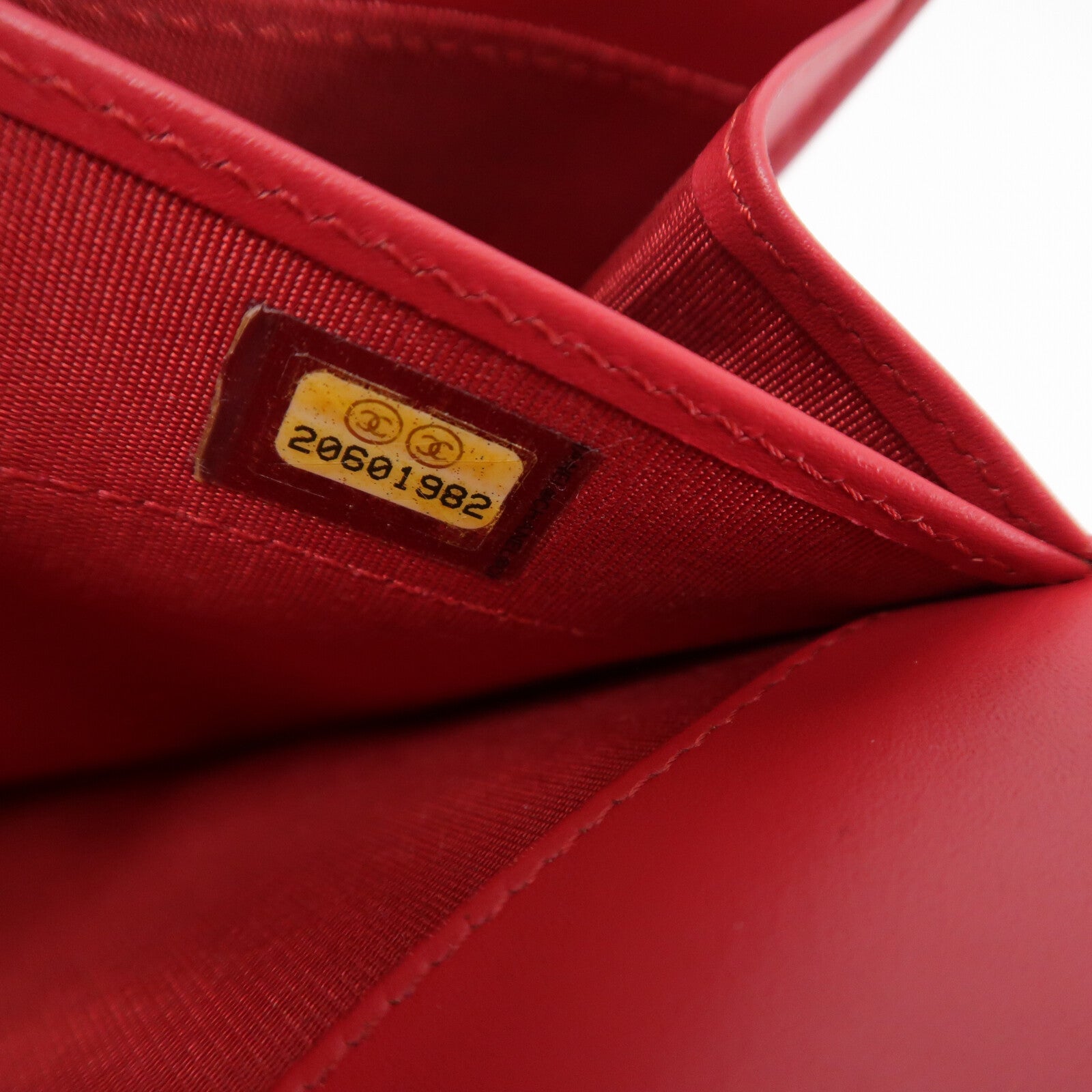 CHANEL 漆皮皮革Boy WOC Wallet On Chain鏈帶肩背袋