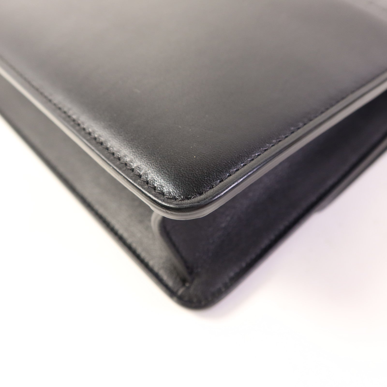 Dior 牛皮皮革Montaigne 30肩背袋