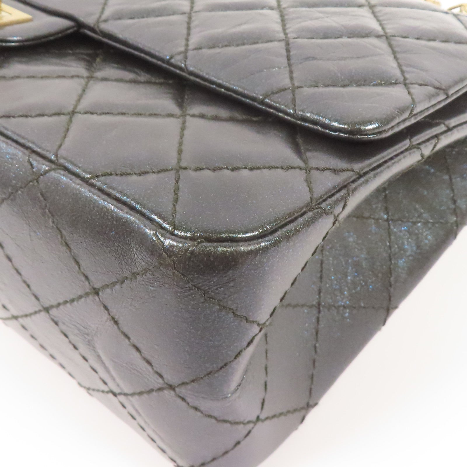 CHANEL 牛皮皮革2.55金扣鏈帶肩背袋