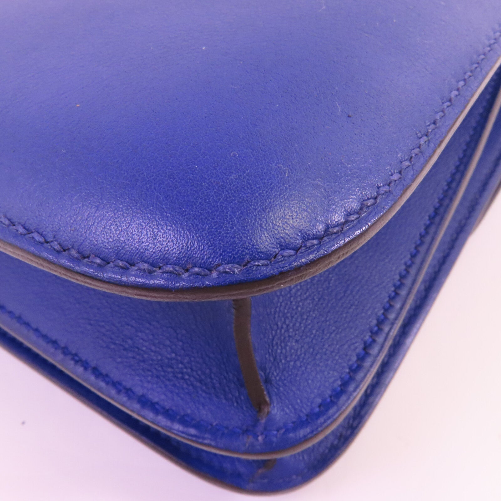 HERMES Swift皮革Constance 24銀扣肩背袋Blue Electric