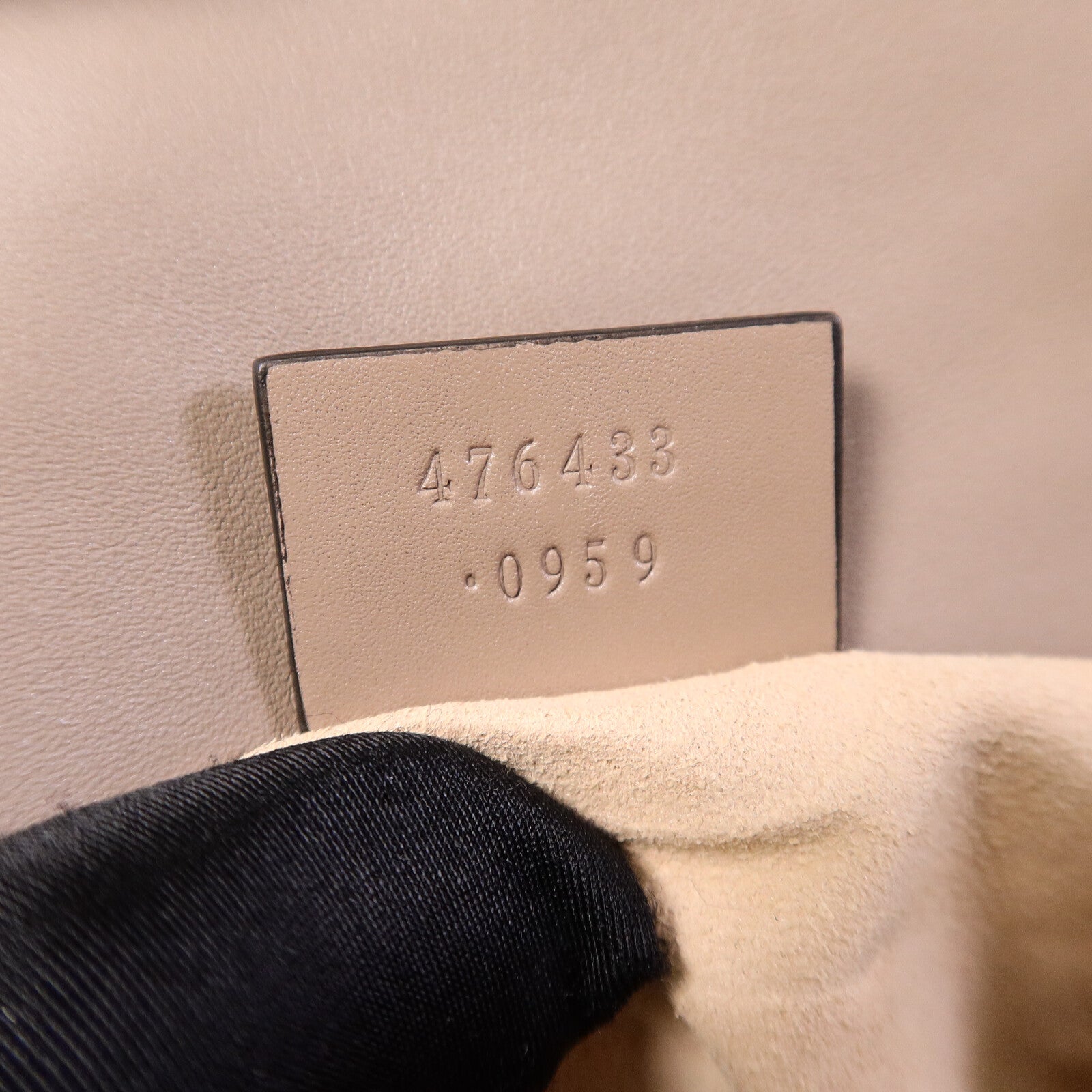 GUCCI 牛皮皮革GG Marmont Super Mini鏈帶肩背袋