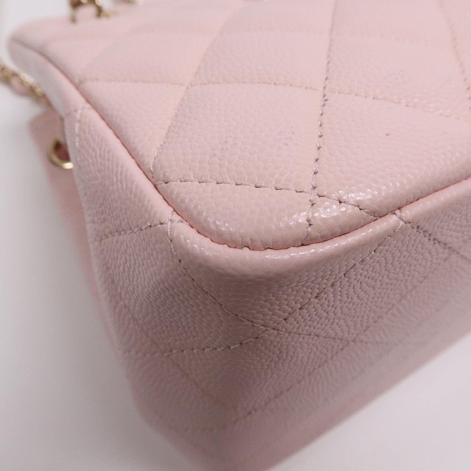 CHANEL 牛皮皮革Shoulder Bag金扣鏈帶肩背袋