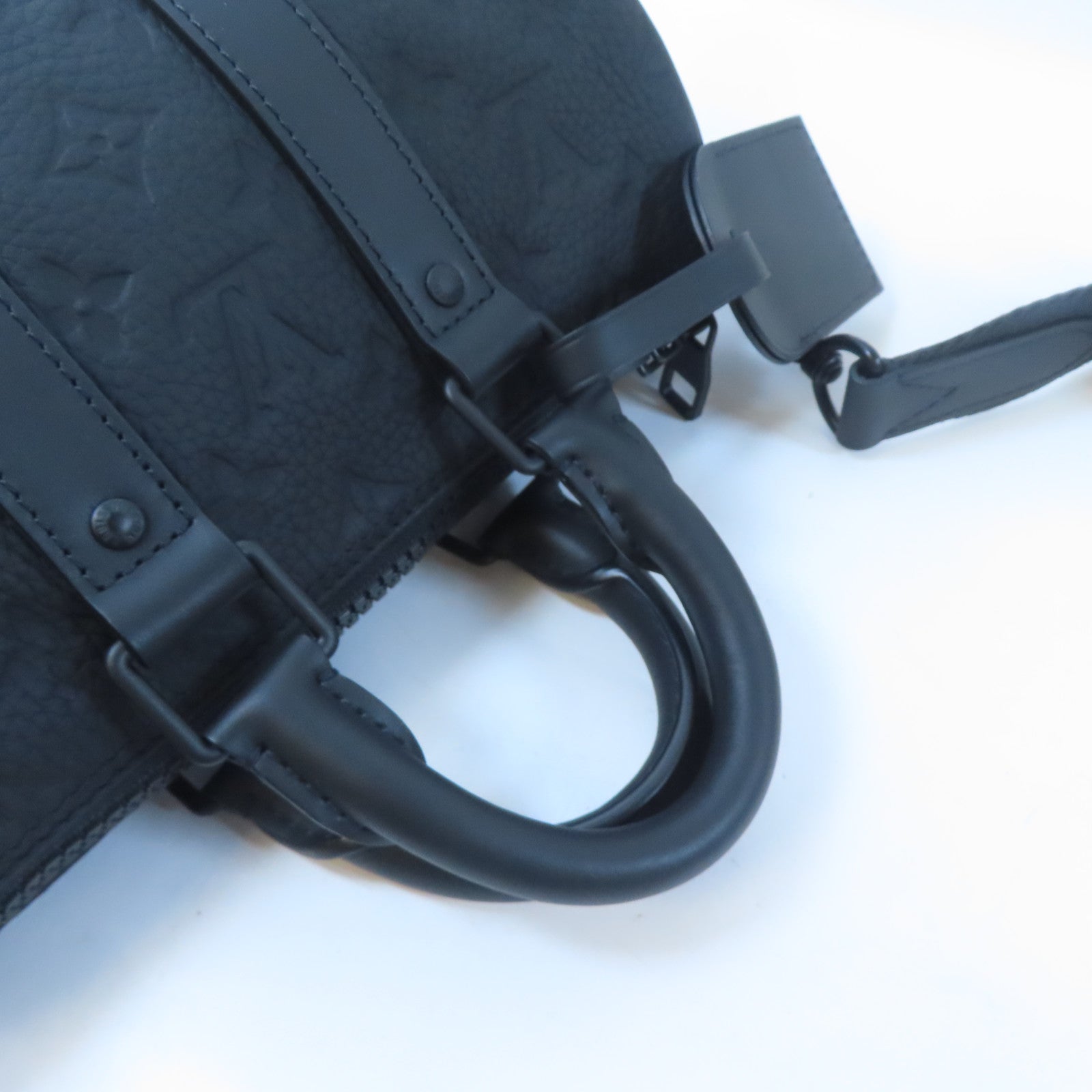 LOUIS VUITTON Monogram Taurillon Keepall Bandoliere 25手挽肩背兩用袋黑色