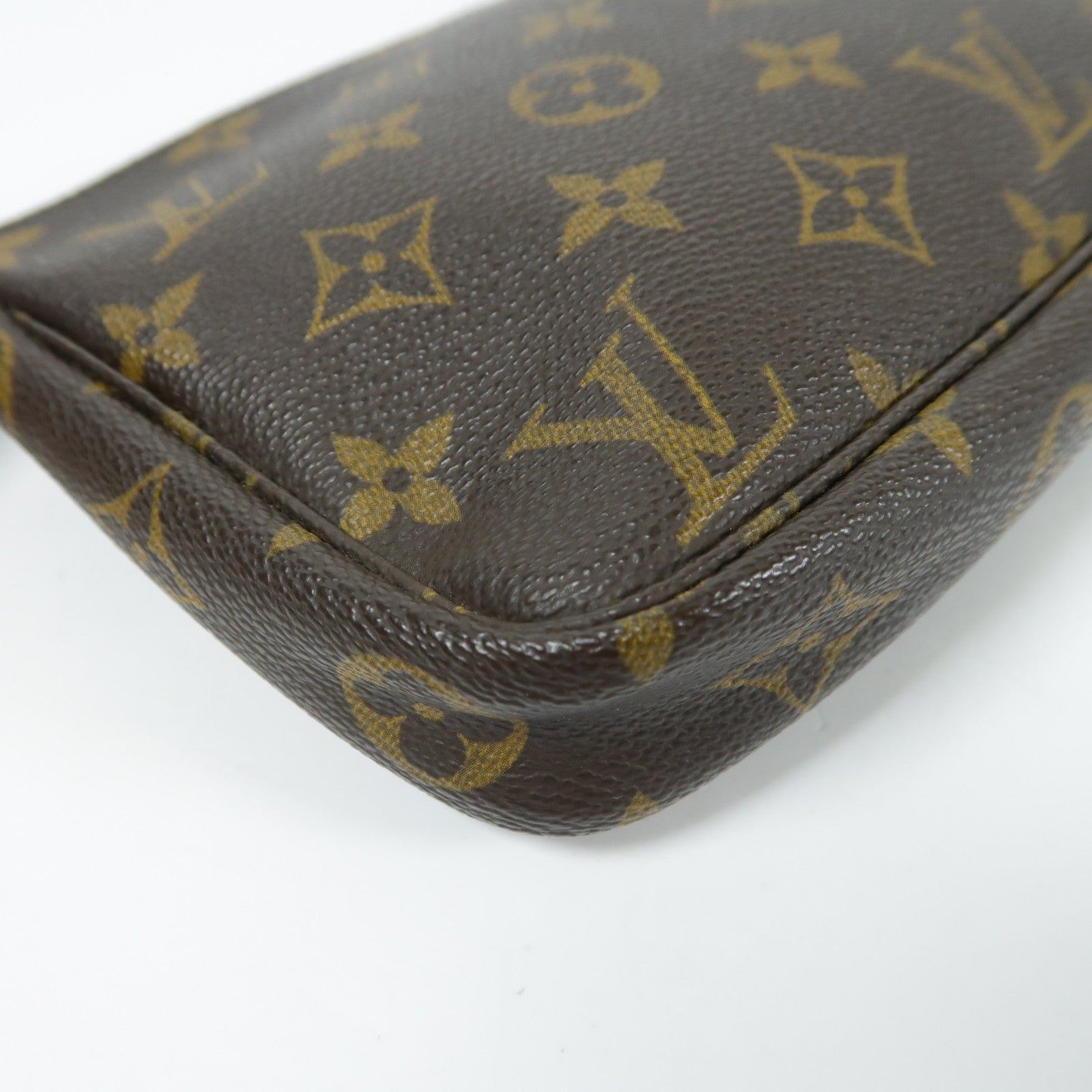 LOUIS VUITTON Monogram Pochette Accessoires金扣手拿包