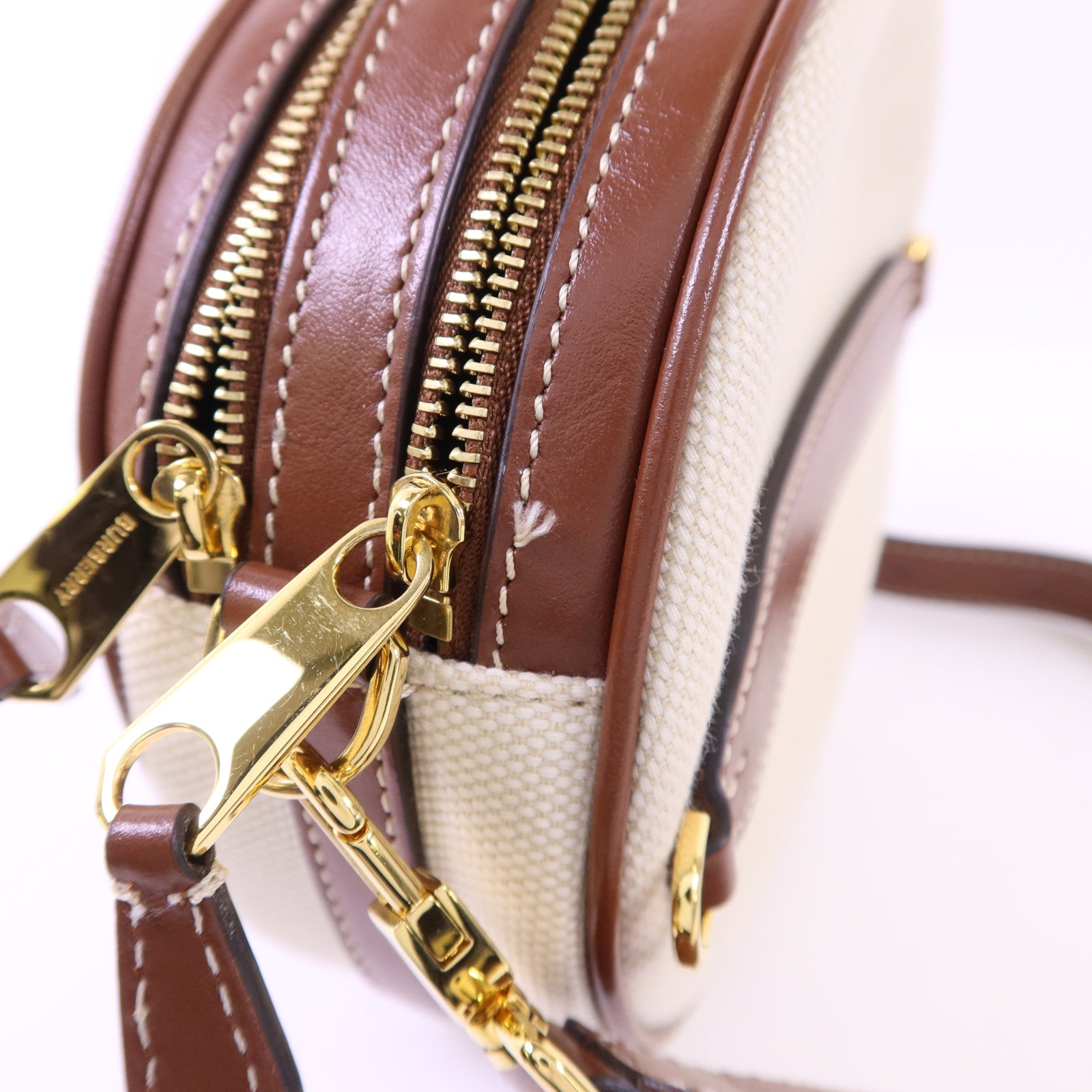 BURBERRY 帆布Louise金扣肩背袋