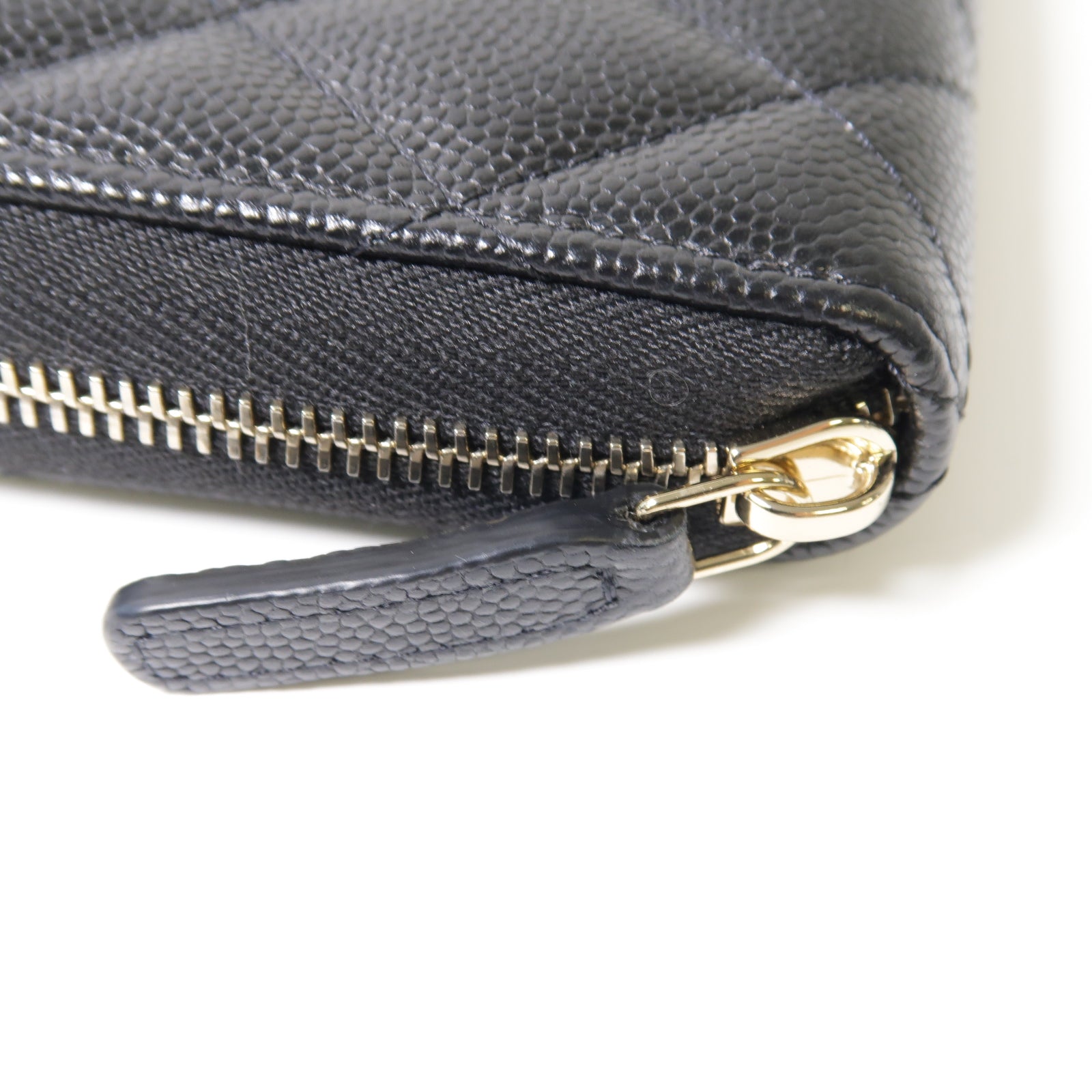 CHANEL 菱格Caviar皮革Zipper Long Wallet金扣/銀扣長錢包黑色