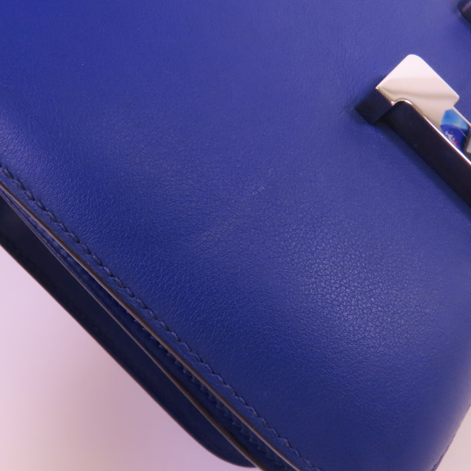 HERMES Swift皮革Constance 24銀扣肩背袋Blue Electric