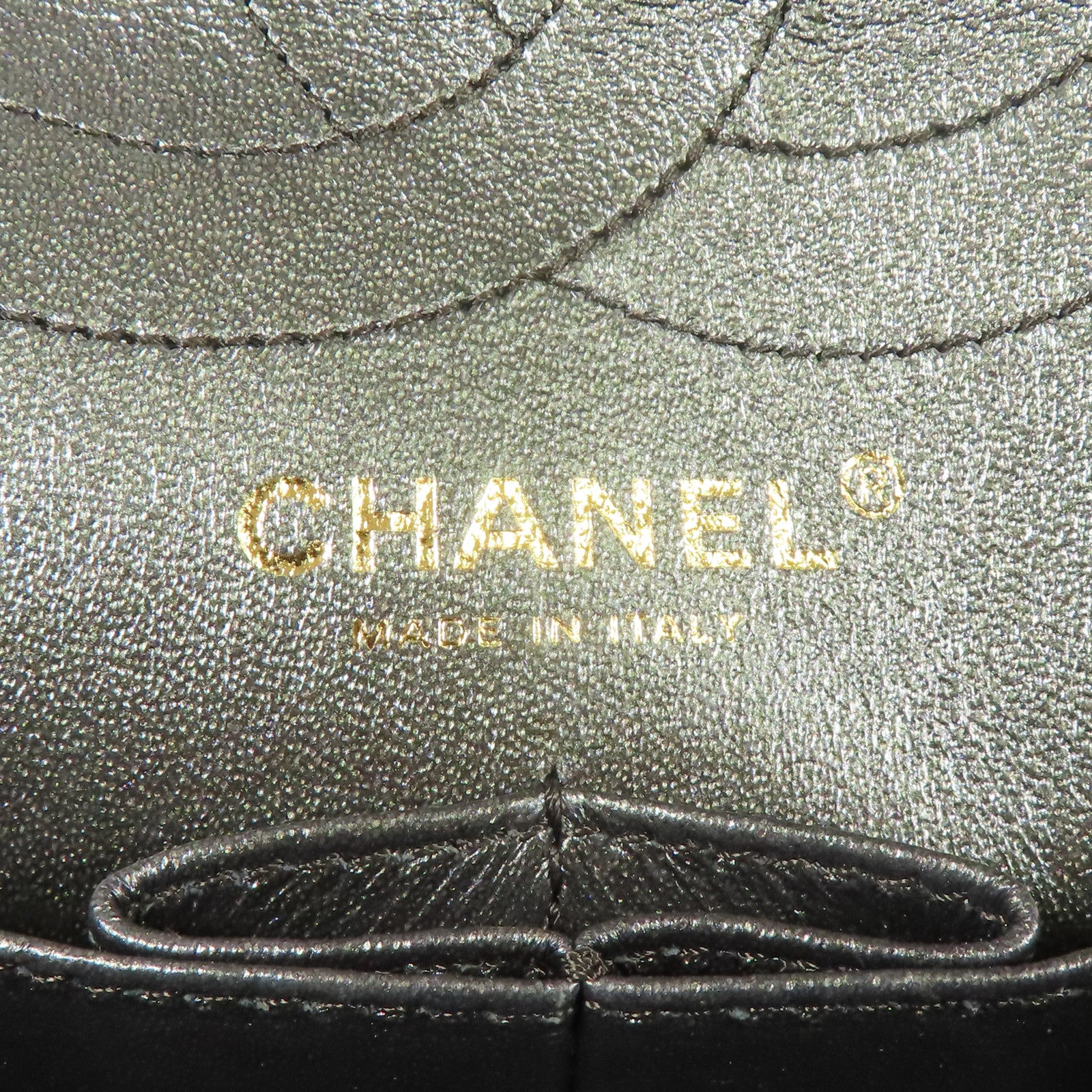 CHANEL 牛皮皮革2.55金扣鏈帶肩背袋