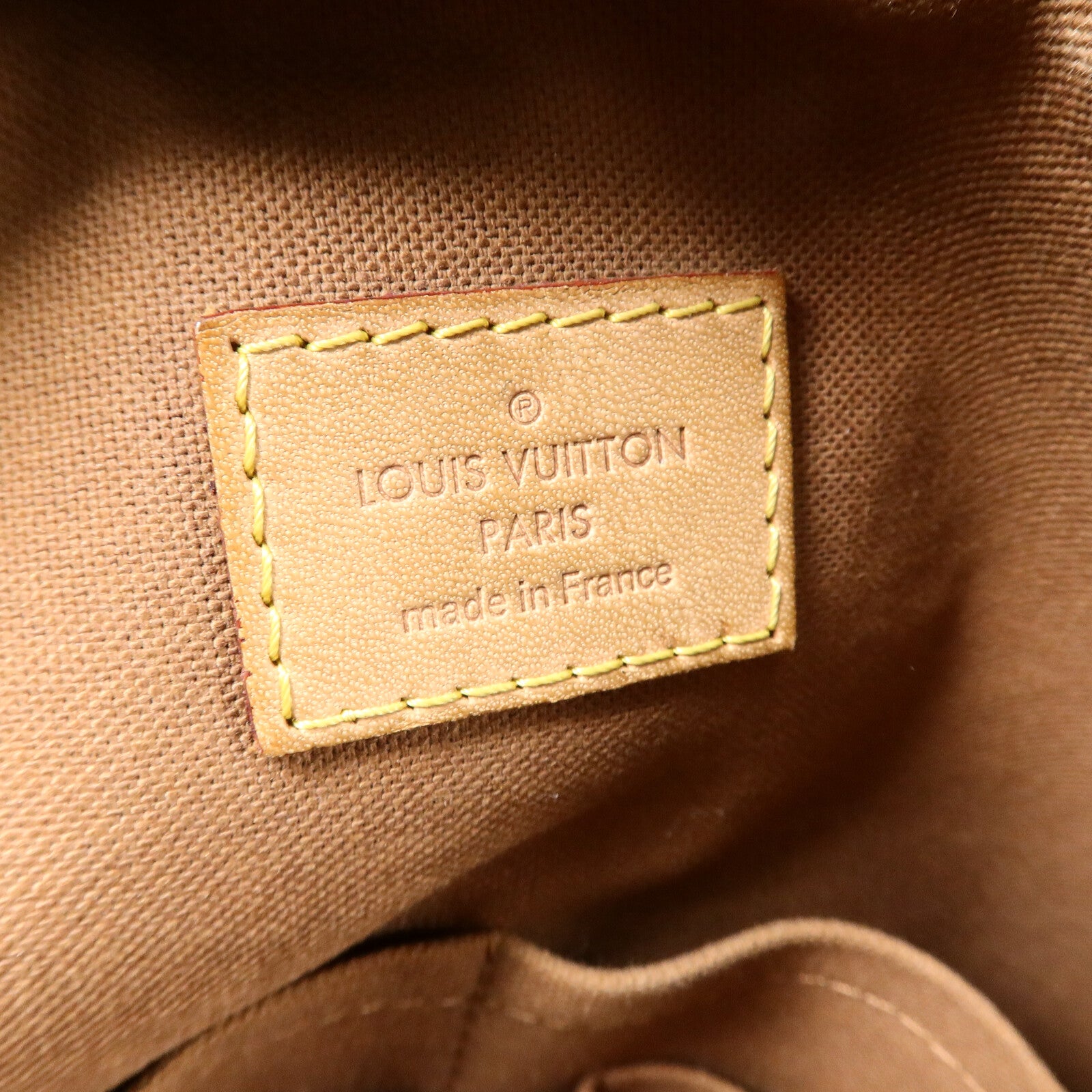 LOUIS VUITTON Monogram Trotteur Beaubourg金扣肩背袋