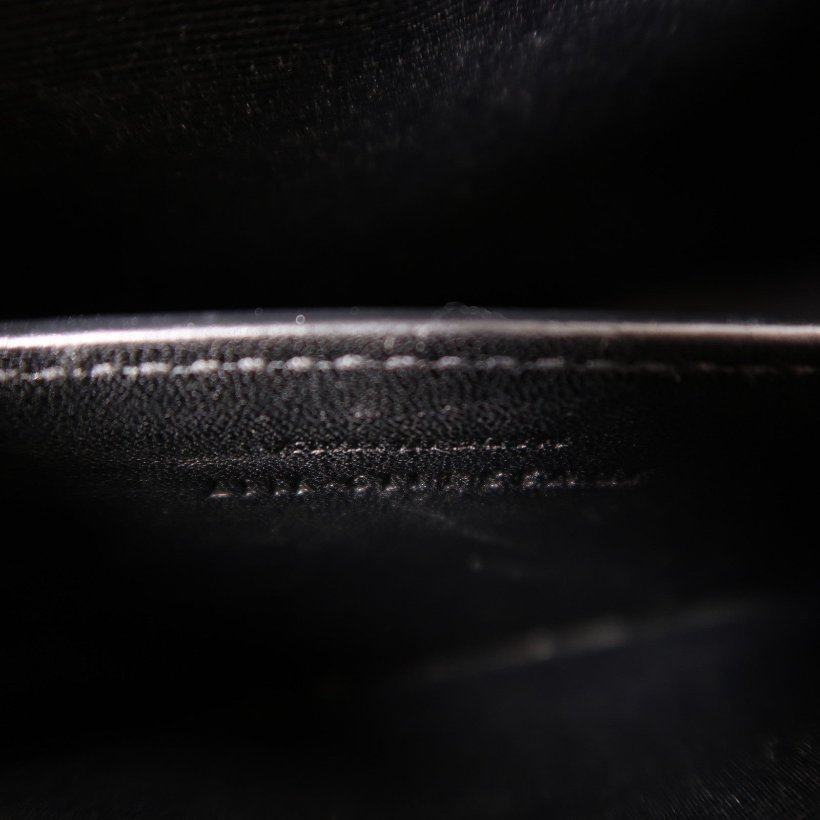 YVES SAINT LAURENT 牛皮皮革Kate銀扣鏈帶肩背袋黑色