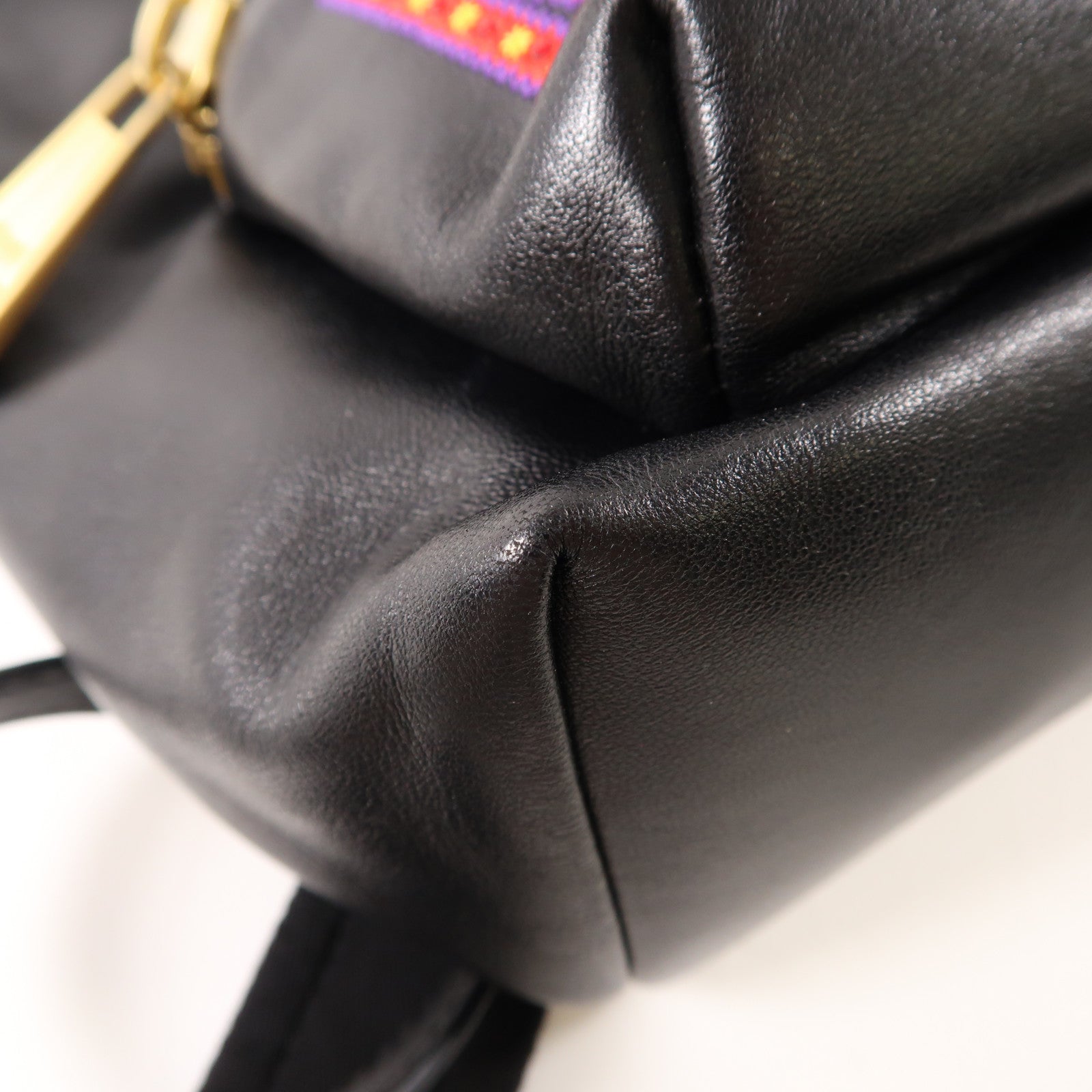 MOSCHINO 牛皮皮革Backpack金扣背包黑色