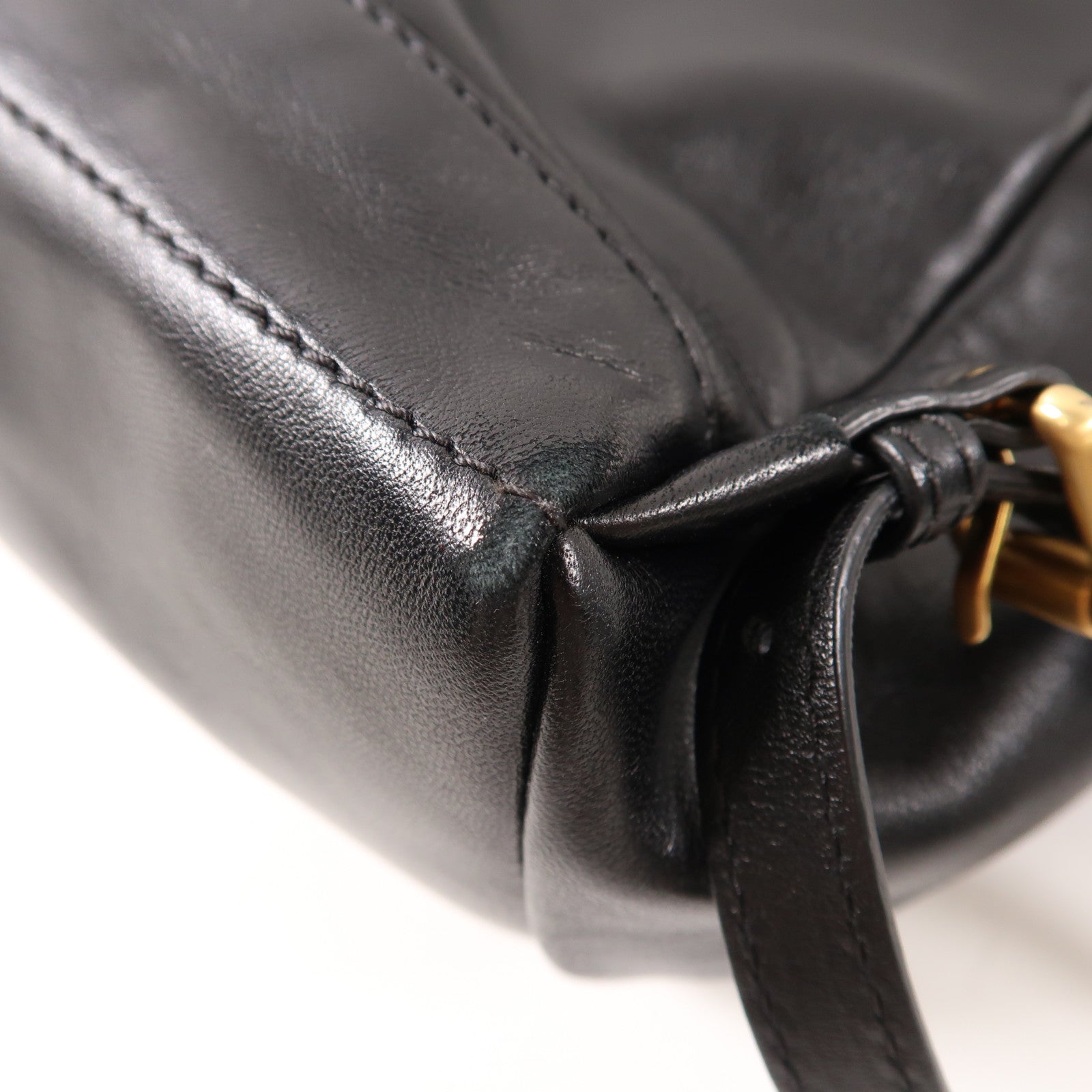 MOSCHINO 牛皮皮革Backpack金扣背包黑色