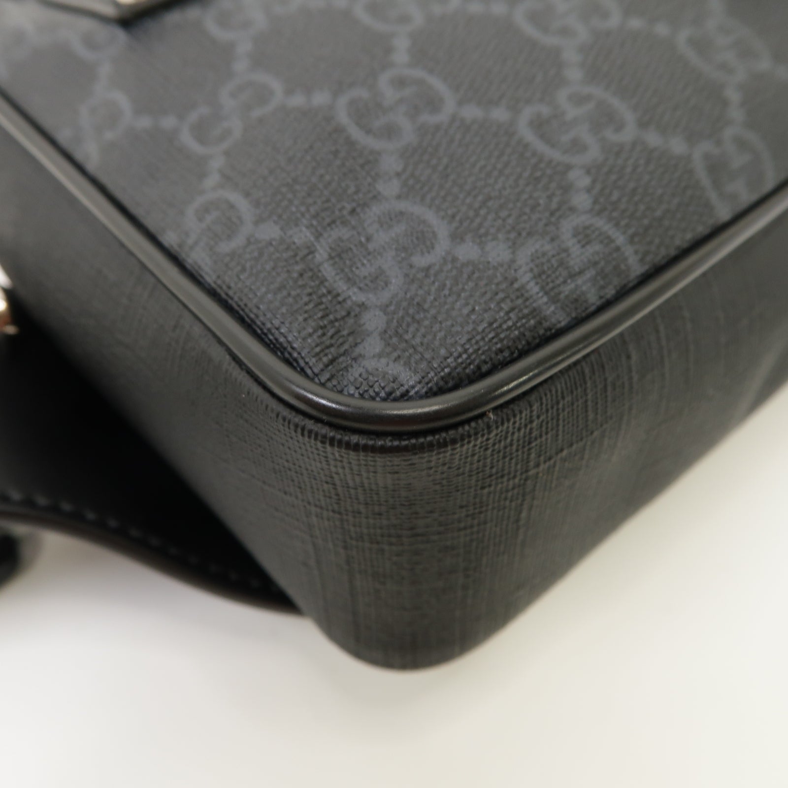 GUCCI 塗層帆布GG Waist Bag銀扣腰包黑色