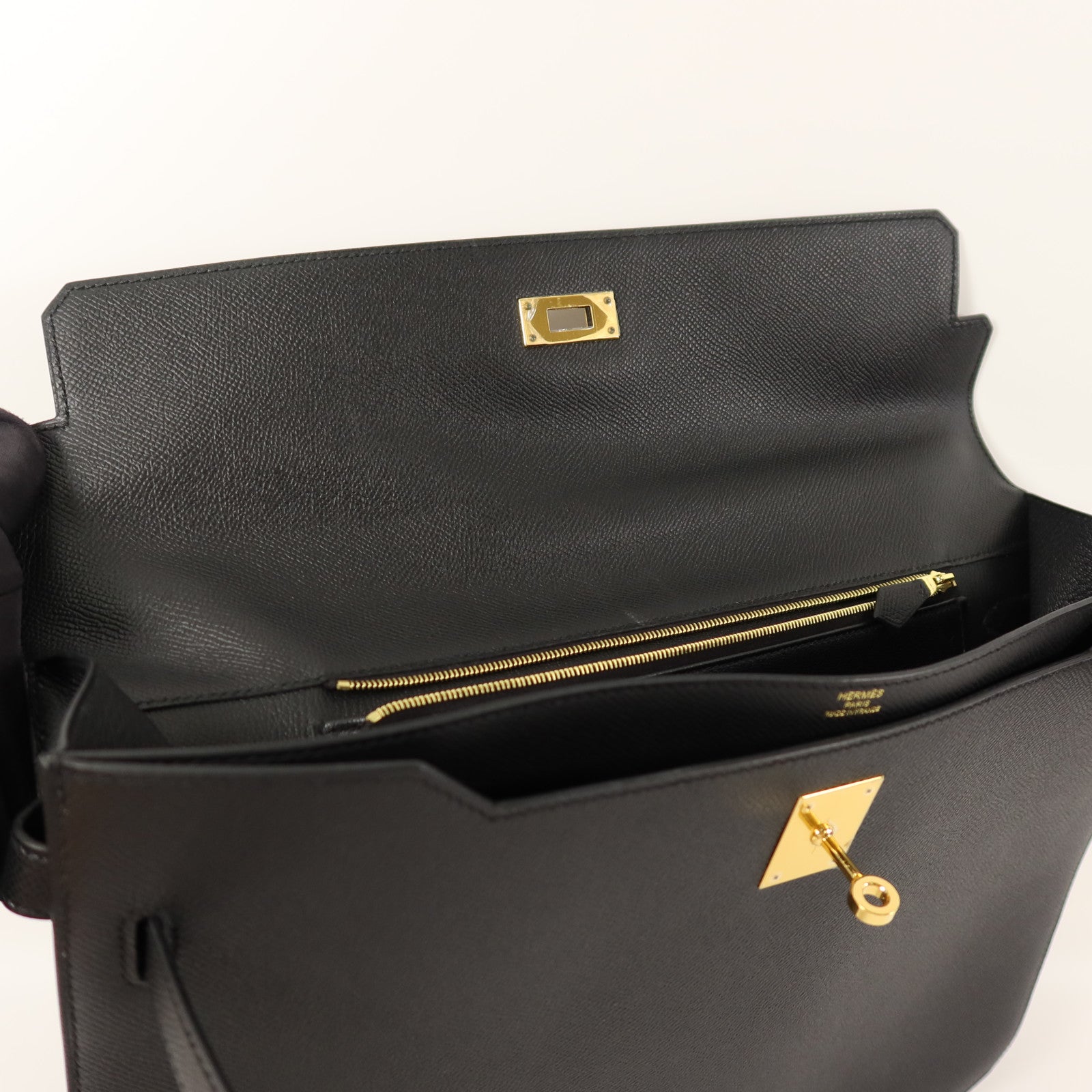 HERMES Epsom皮革Kelly Depeches 36手拿包