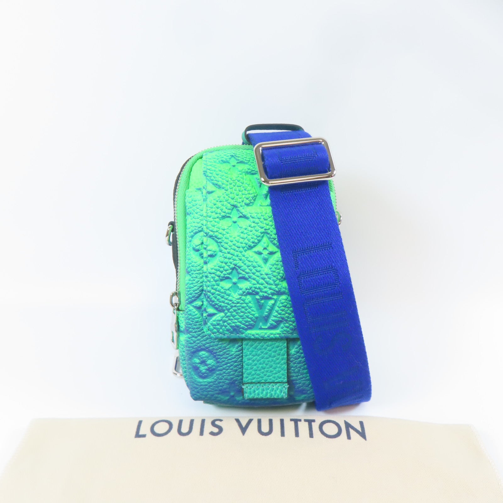 LOUIS VUITTON Taurillon Illusion Double Phone Pouch銀扣手拿包綠色/藍色