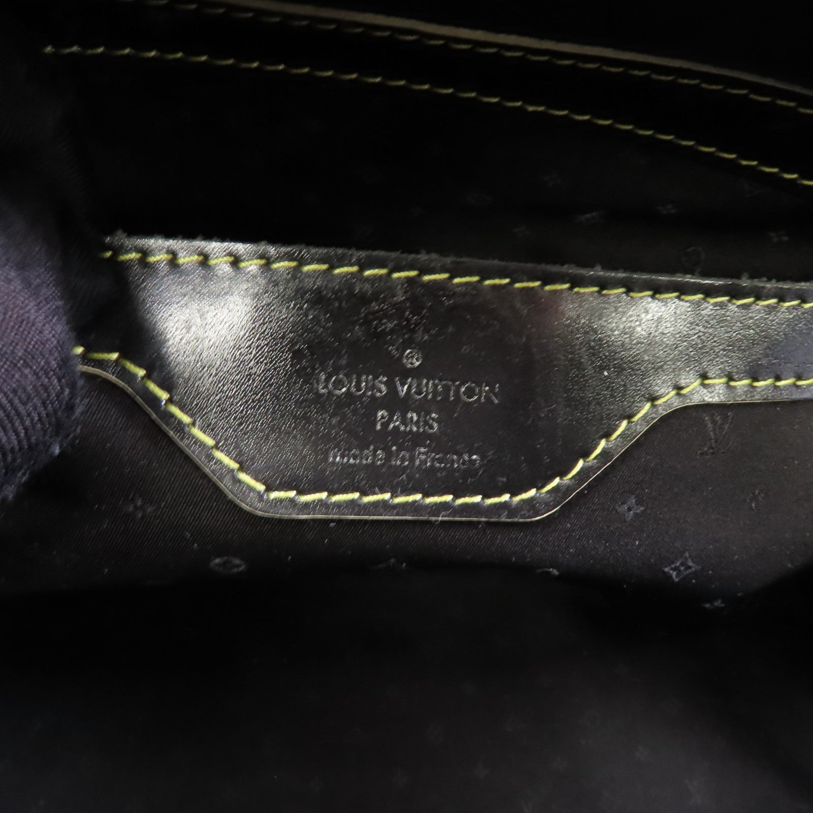 LOUIS VUITTON Suhari皮革Le Radieux金扣手挽袋黑色