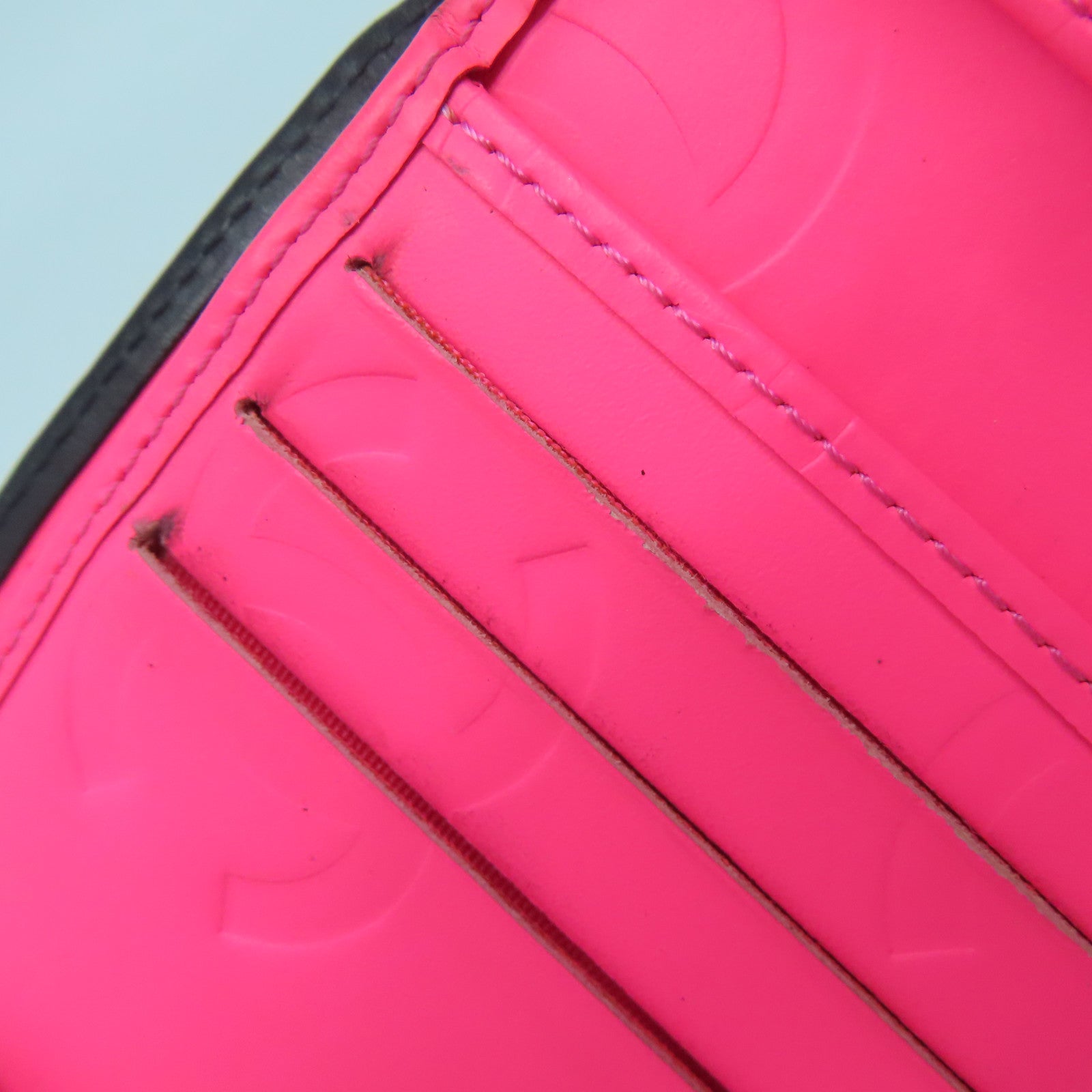 CHANEL 菱格牛皮皮革Cambon Line Wallet銀扣錢包黑色