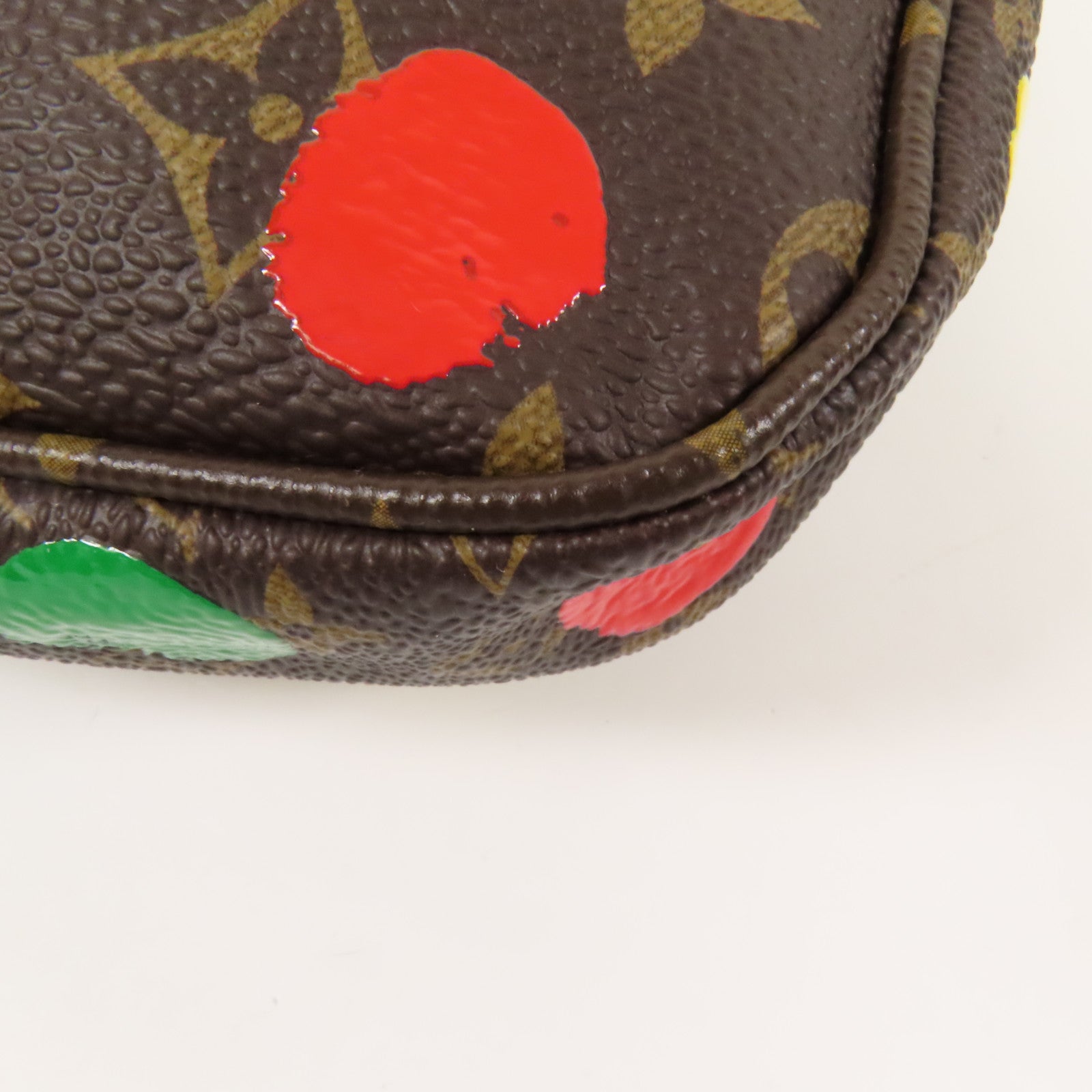 LOUIS VUITTON 【激減優惠】Monogram LV X YK Pochette金扣手挽肩背兩用袋